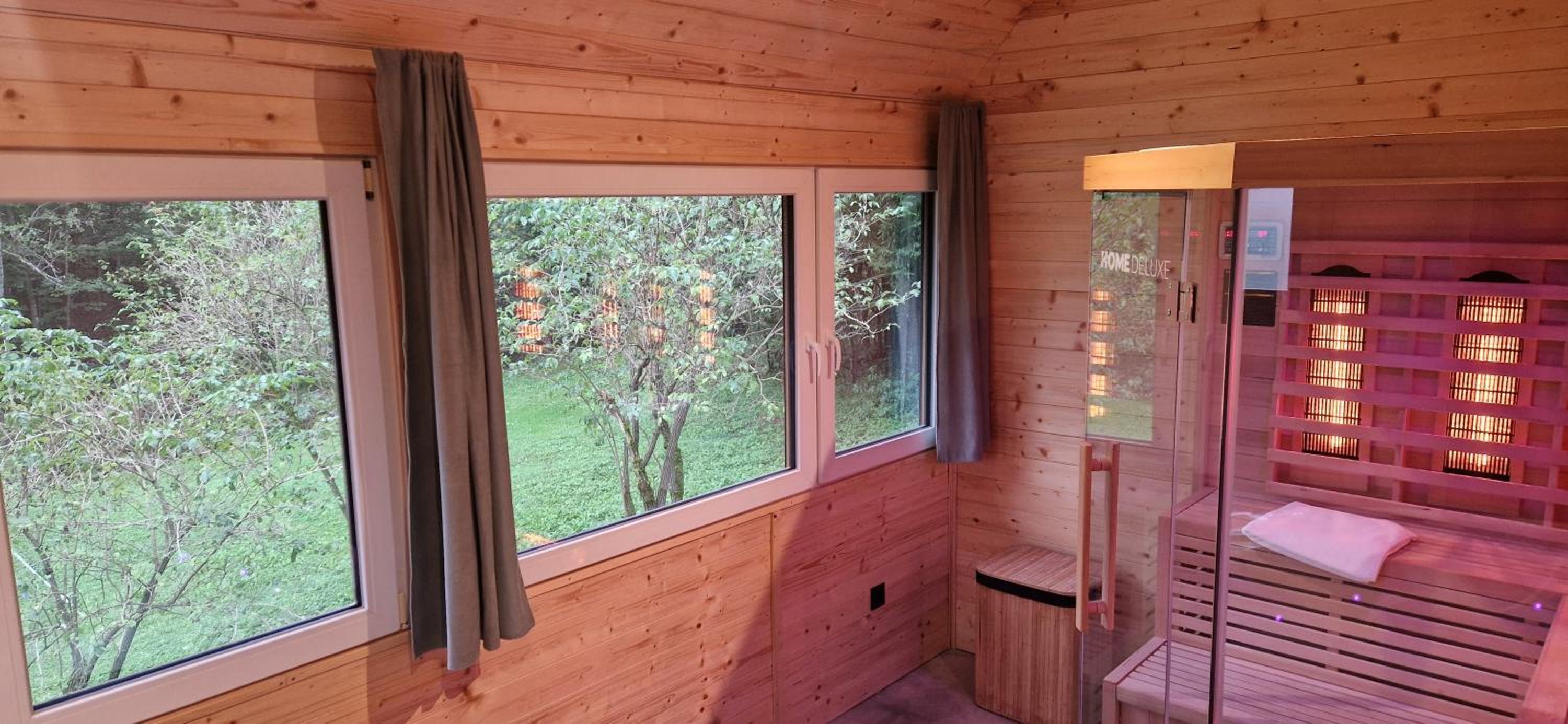 Deluxe Double Room with Shower - Photo 26