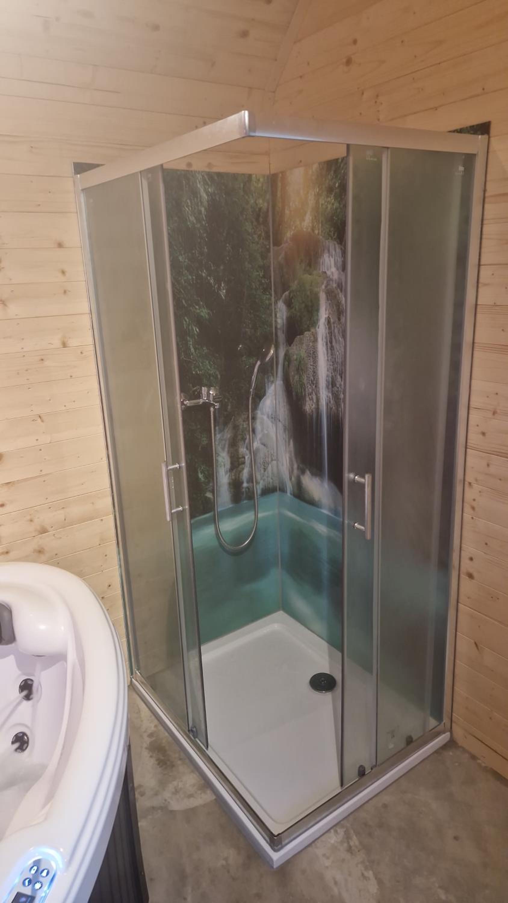Deluxe Double Room with Shower - Photo 42
