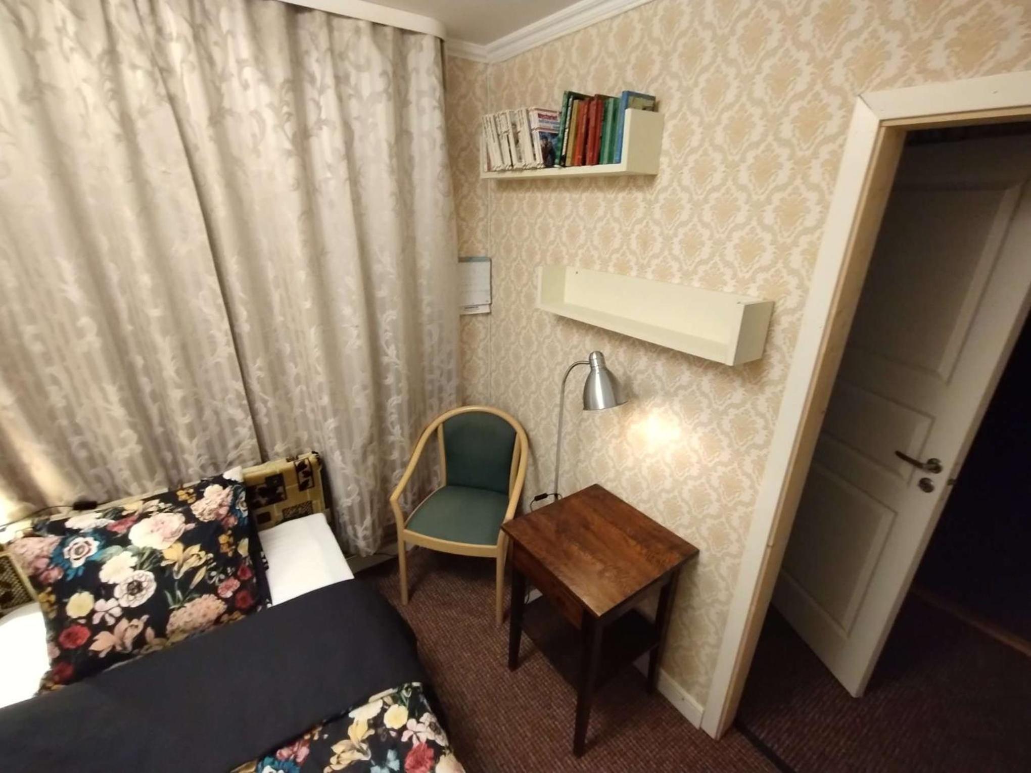 Single Room photo 1