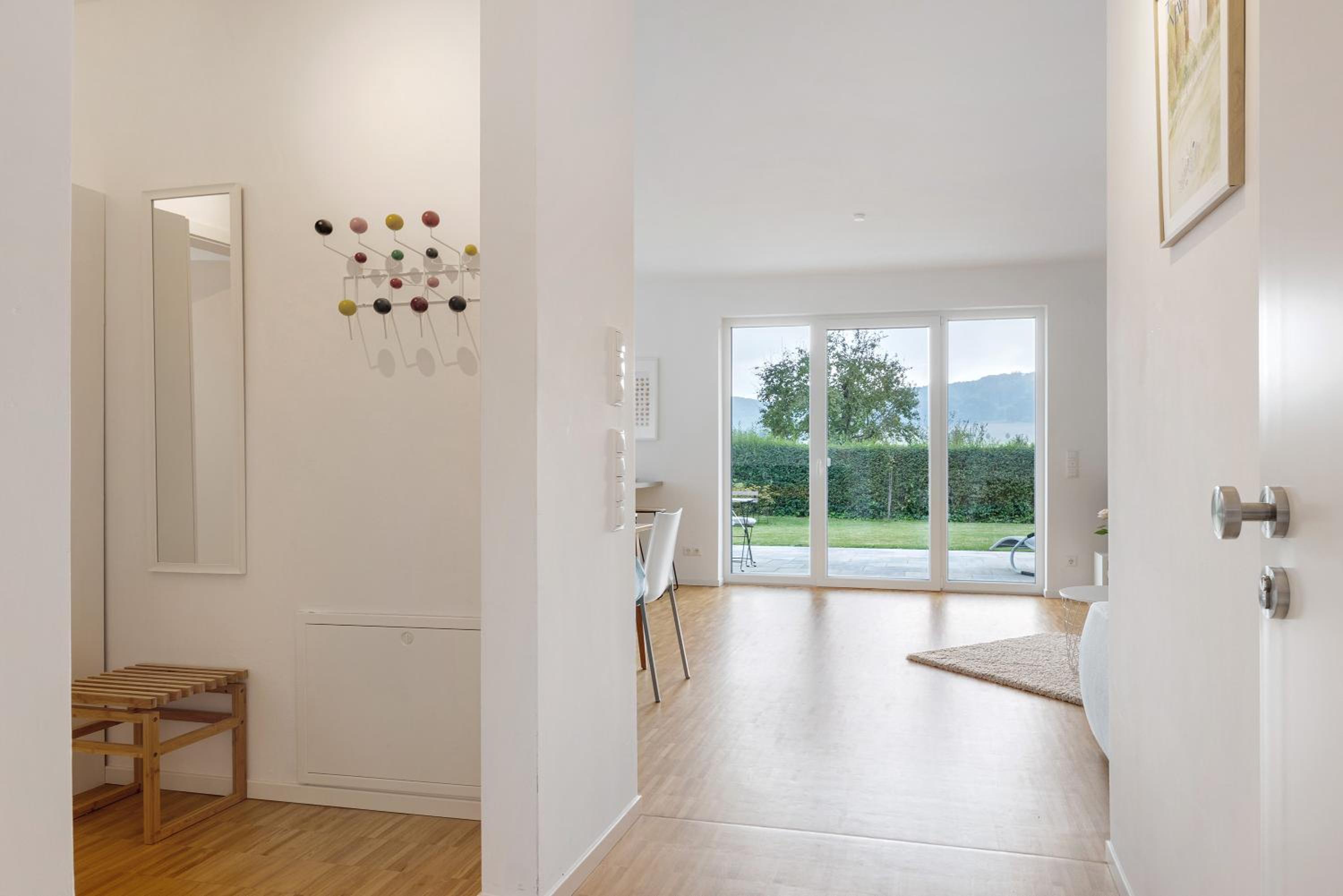 One-Bedroom Apartment with Garden View photo 2