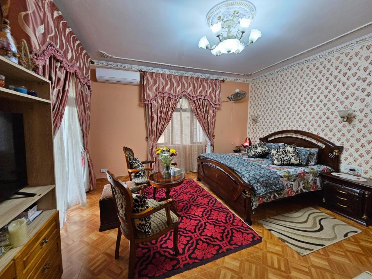 Three-Bedroom Apartment with View