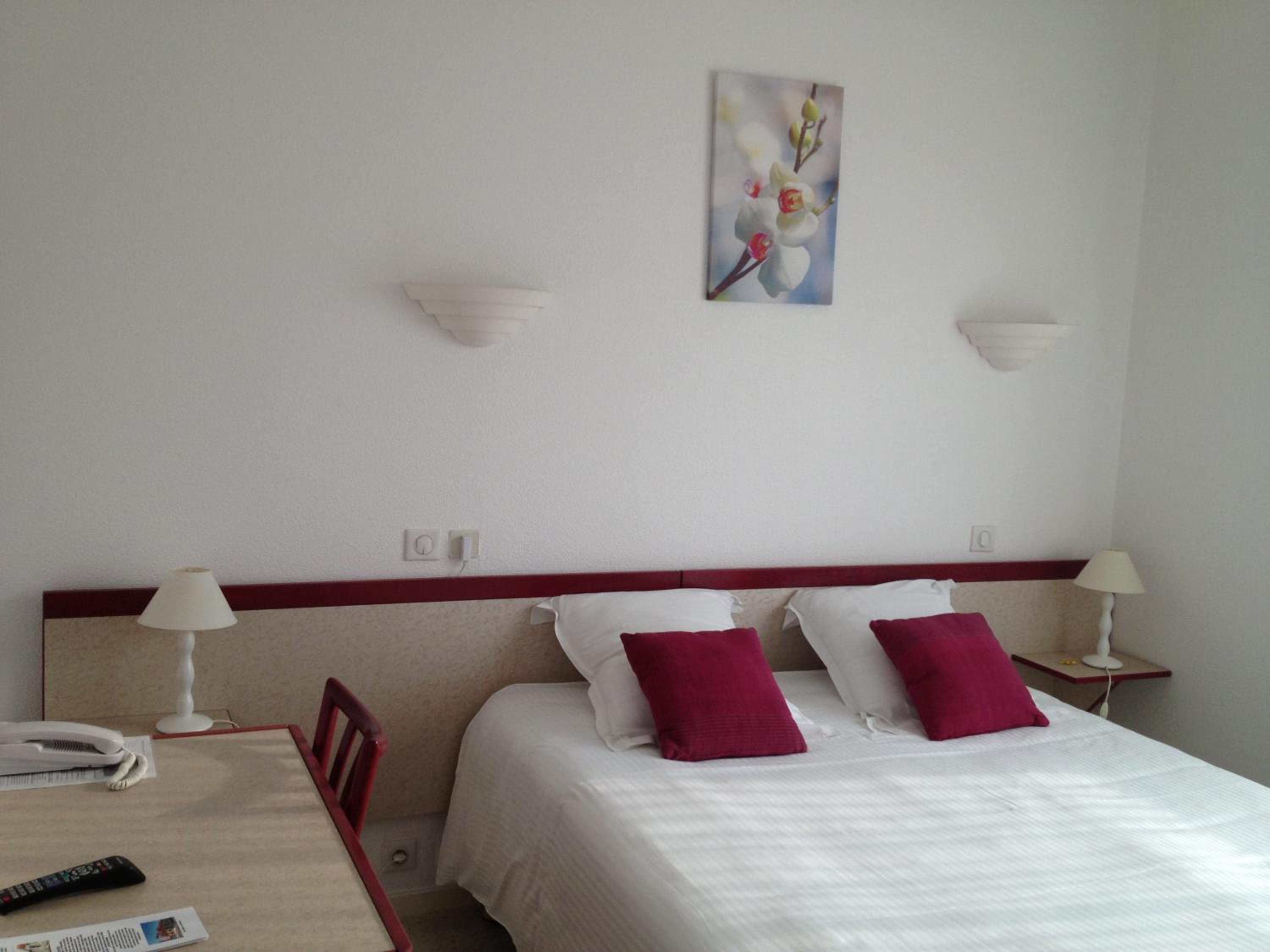 Double Room - Street Side photo 1