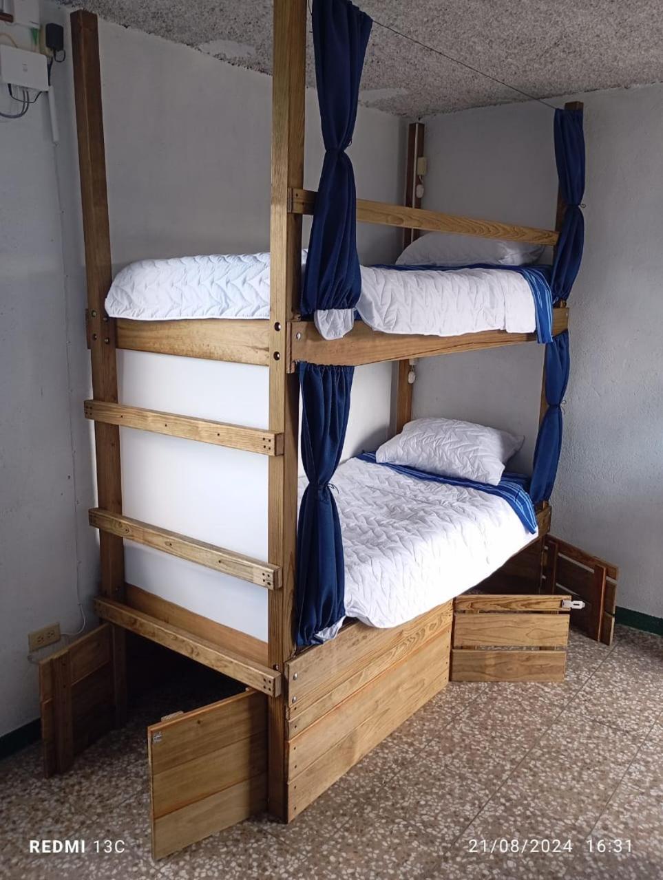 Single Bed in Mixed Dormitory Room photo 2