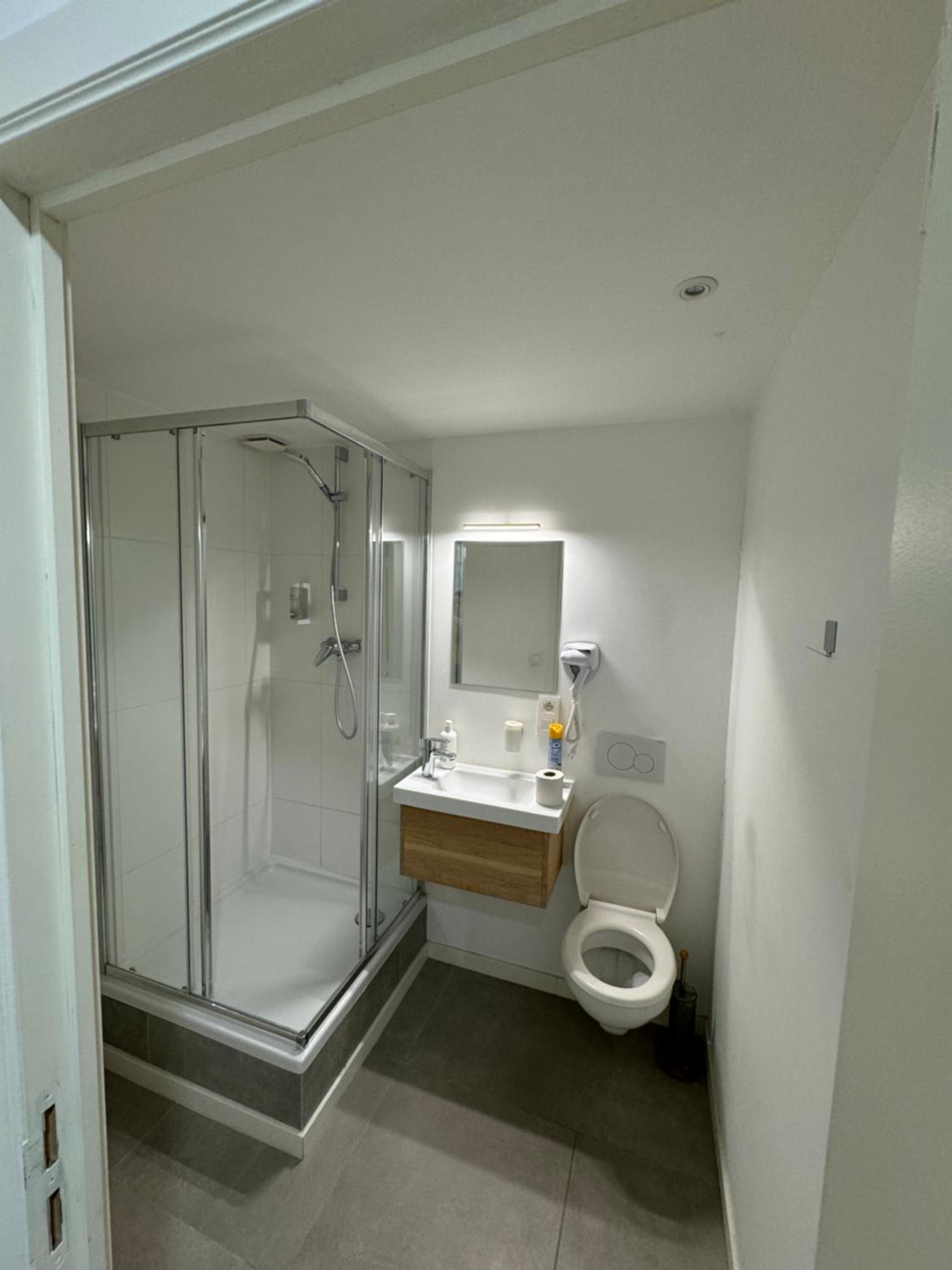 Double or Twin Room with Private External Bathroom