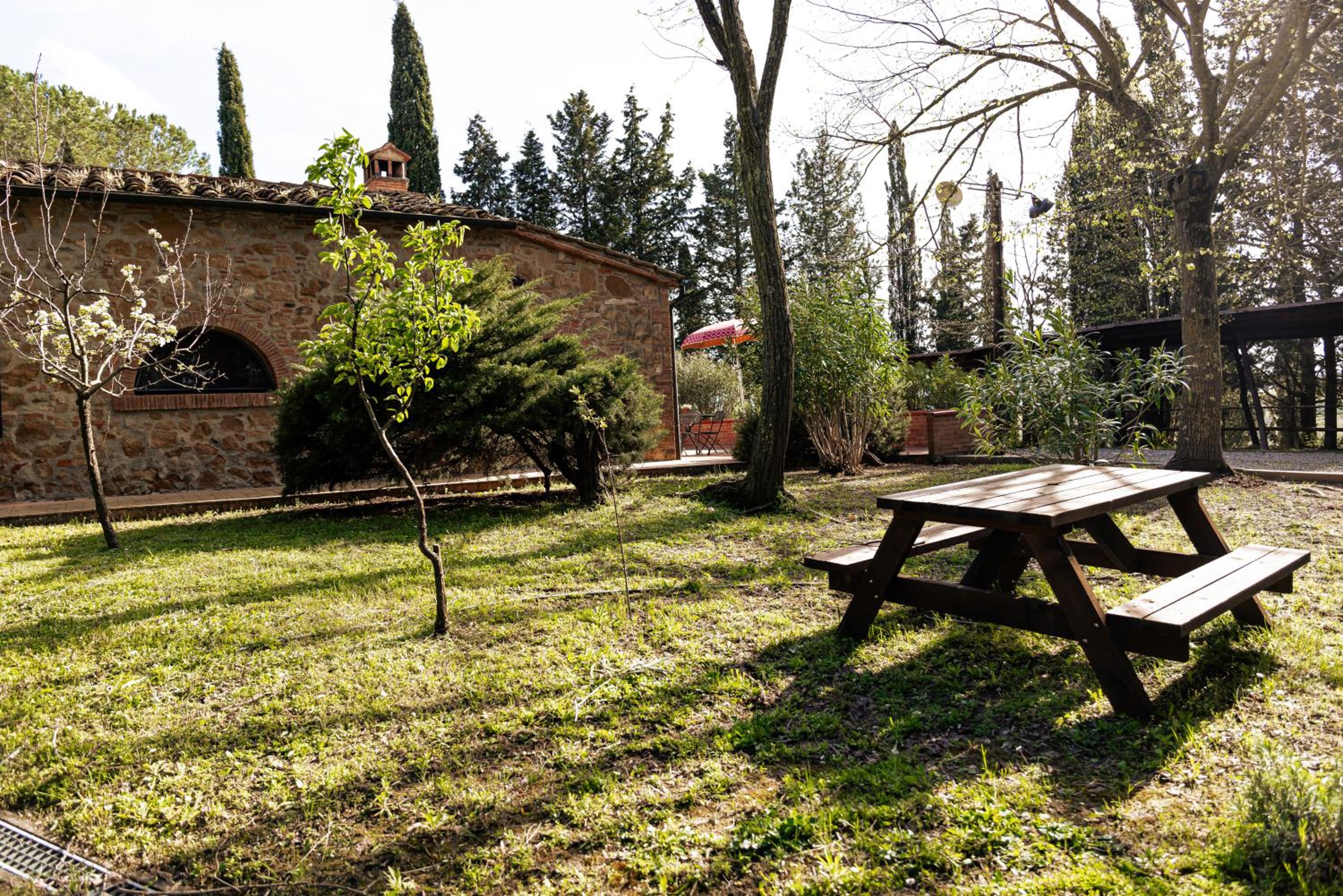 Cottage with Garden View photo 3