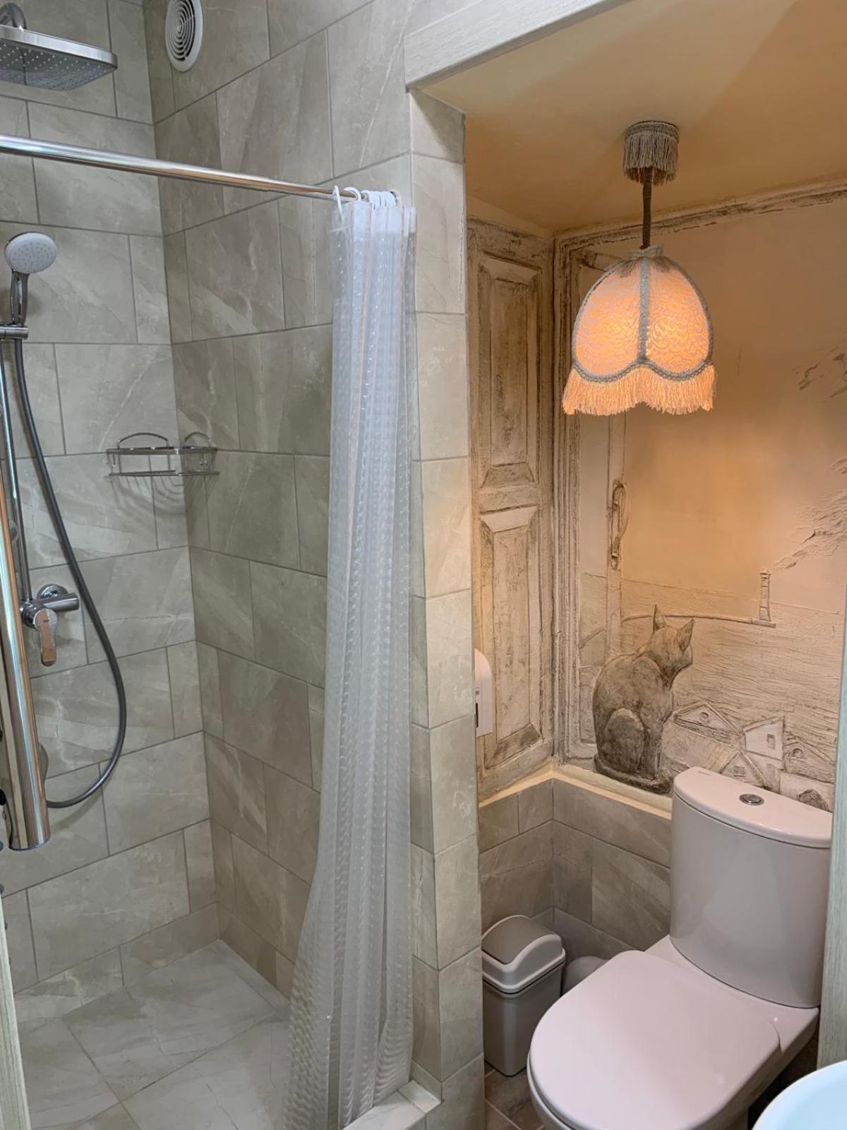 Twin Room - Disability Access photo 2