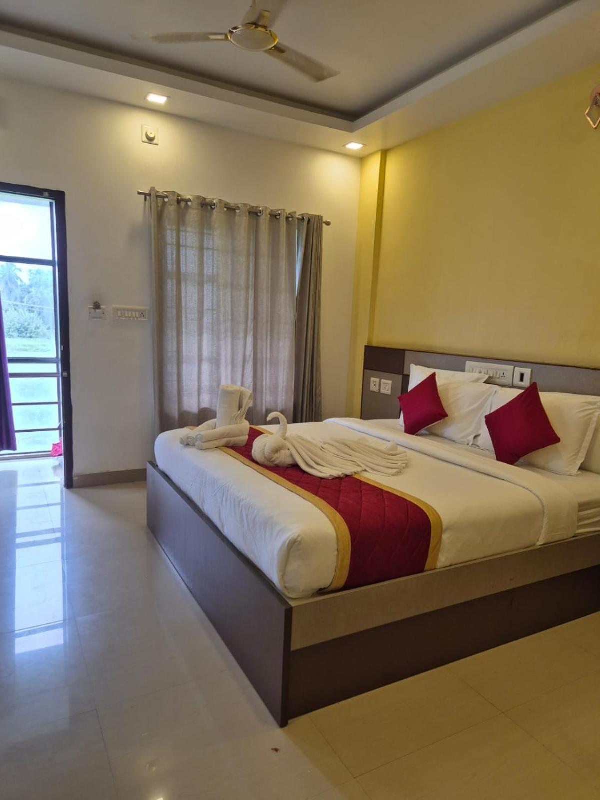 Deluxe Double Room photo 2