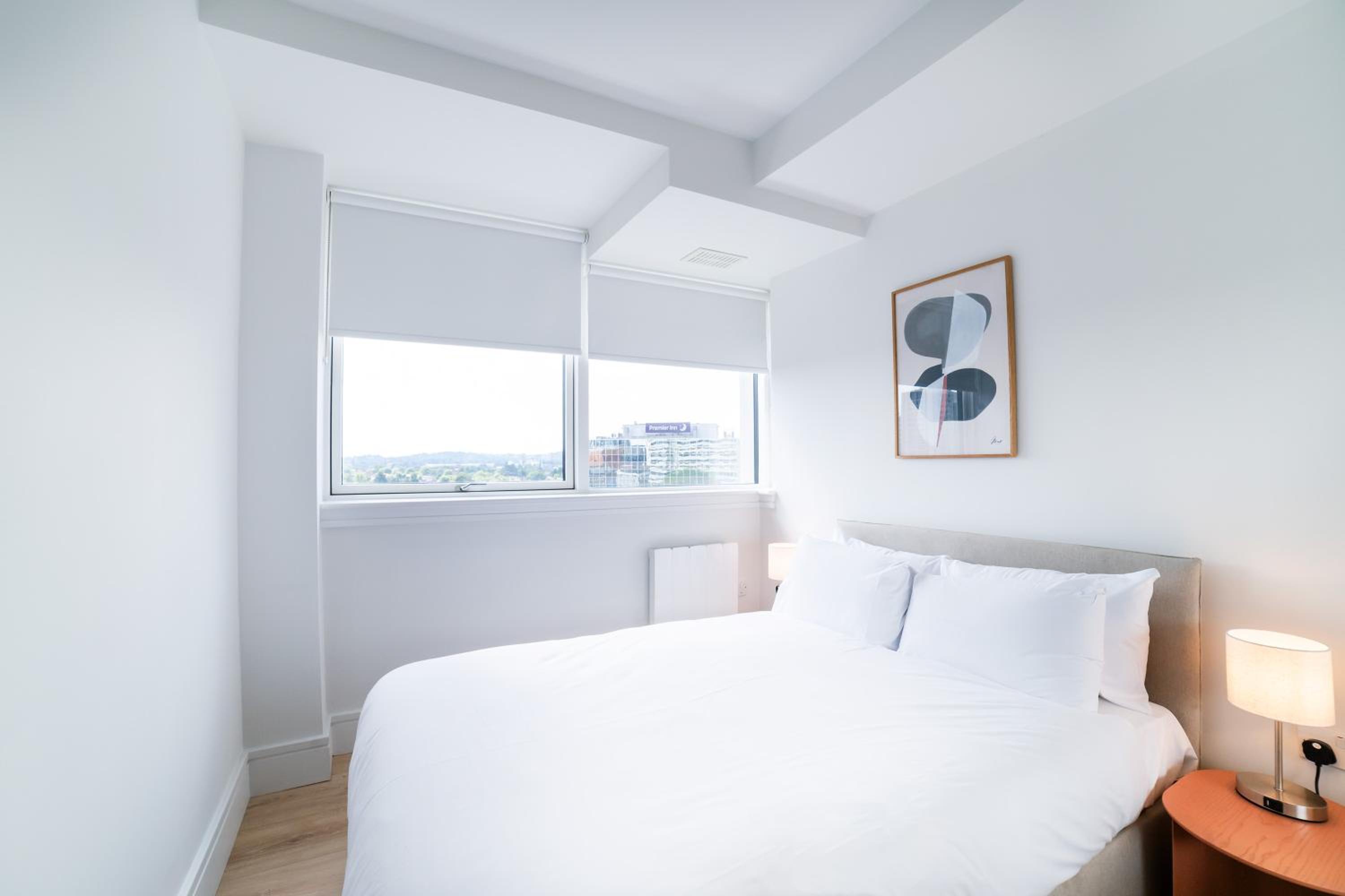 One-Bedroom Apartment photo 2