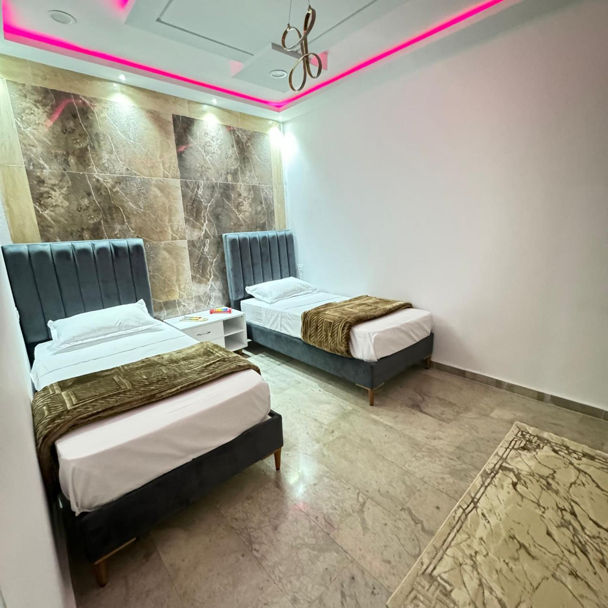 Two-Bedroom Apartment With Balcony And Terrace photo 2