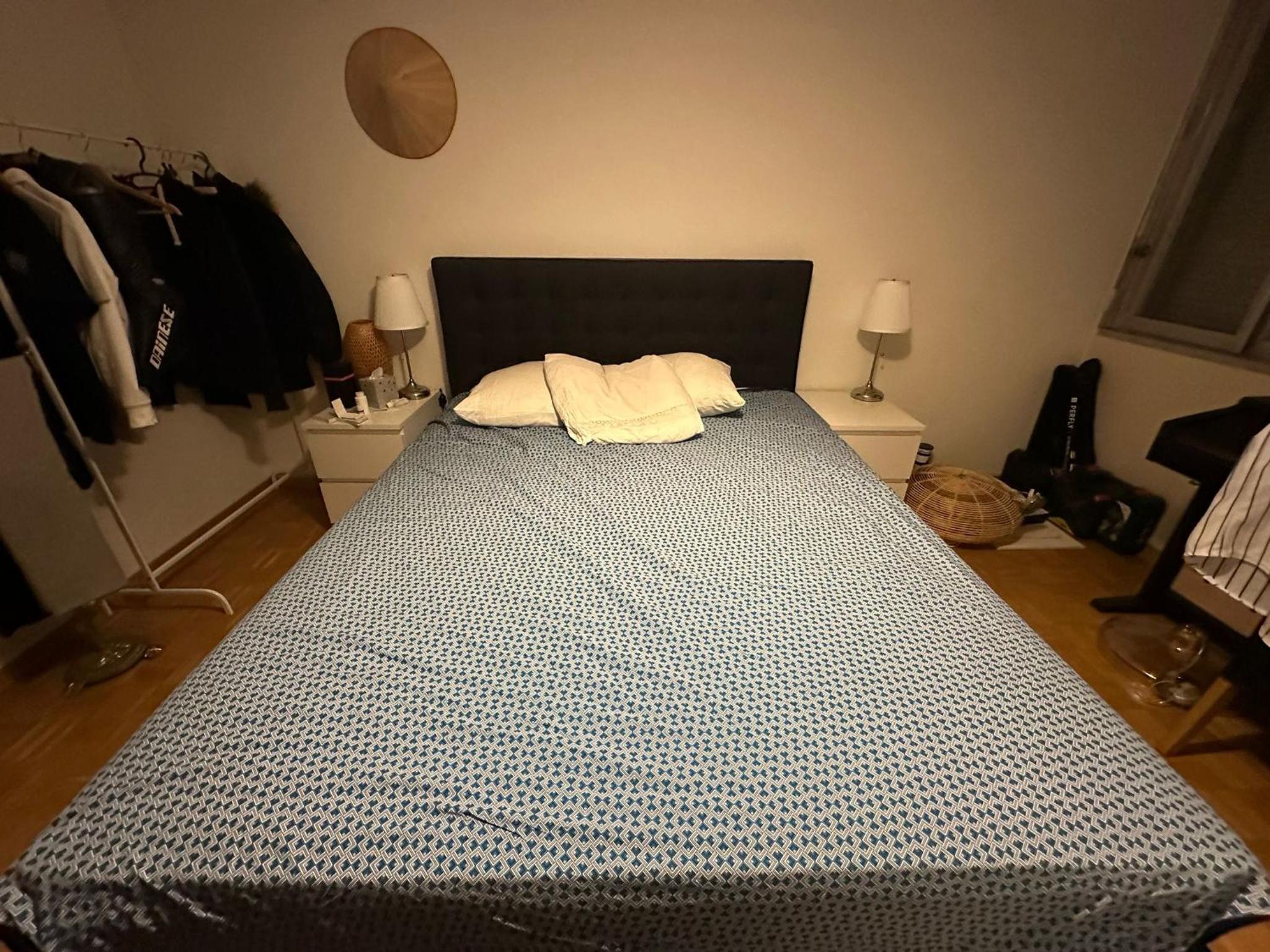 One-Bedroom Apartment photo 1