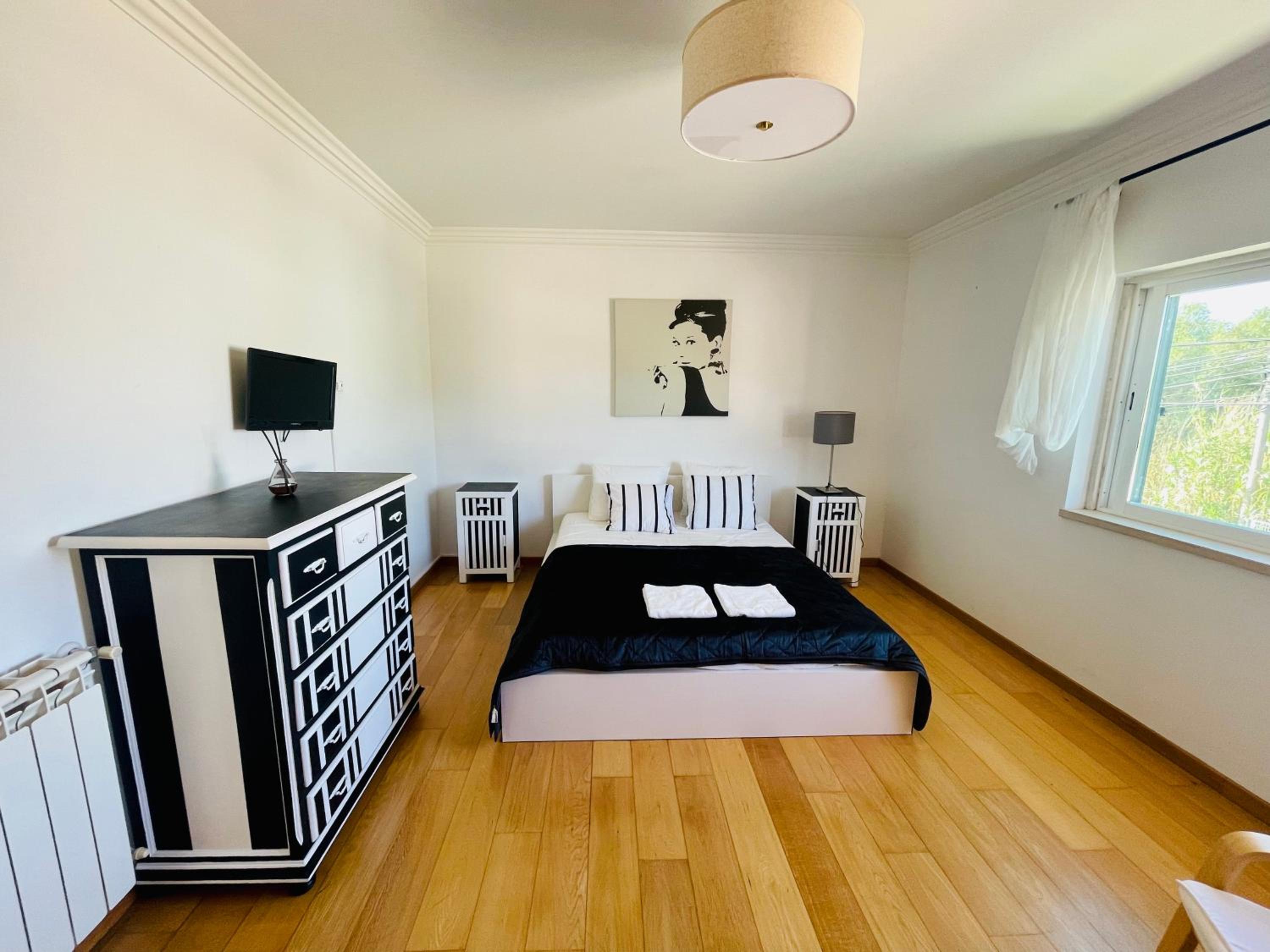 Double Room with Shared Bathroom photo 1