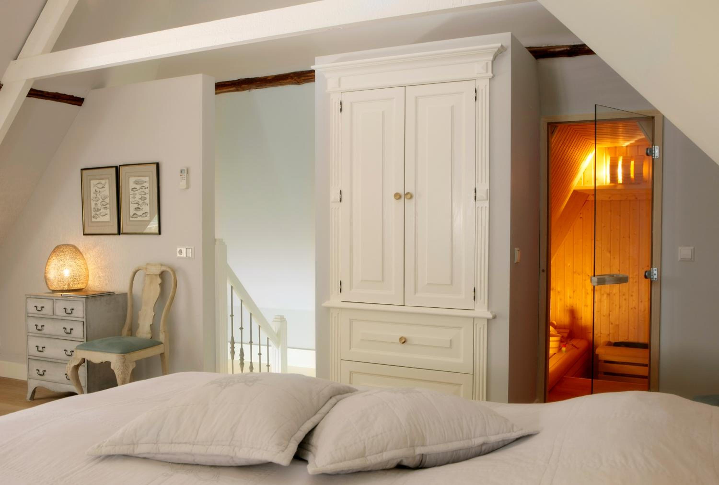 Suite with Sauna - Photo 4