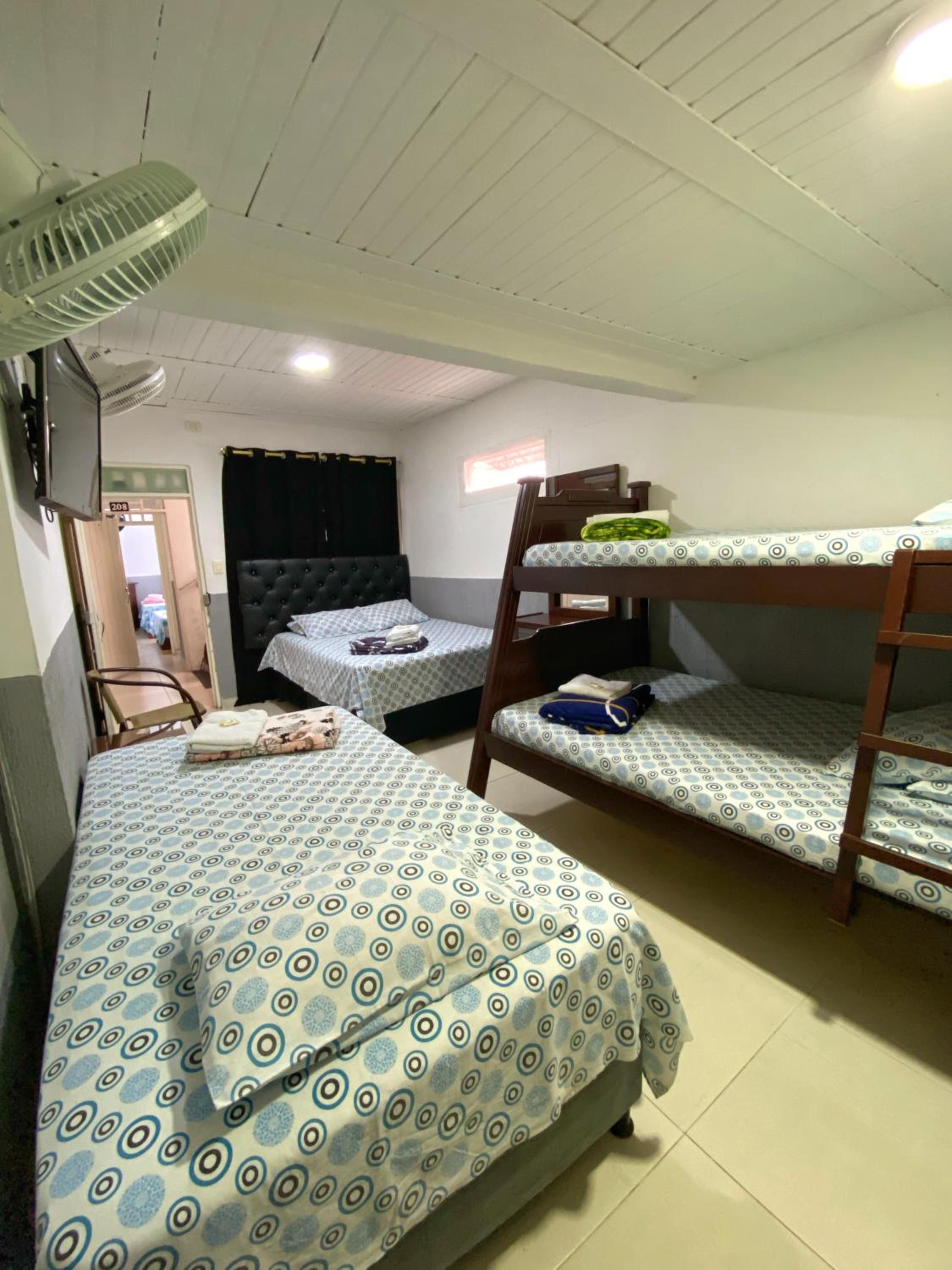 Deluxe Family Room