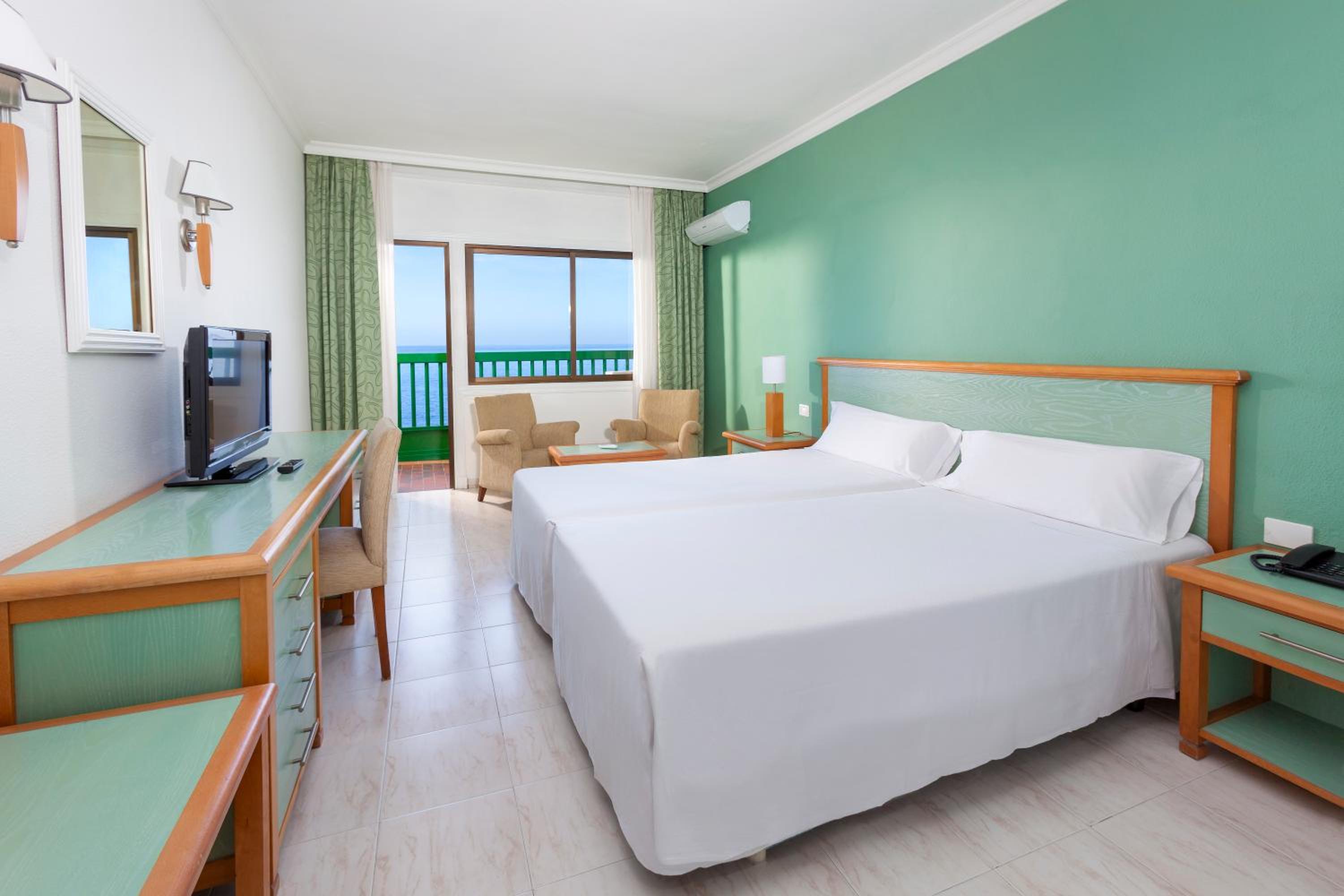 Sol Room Front Sea View - Photo 2