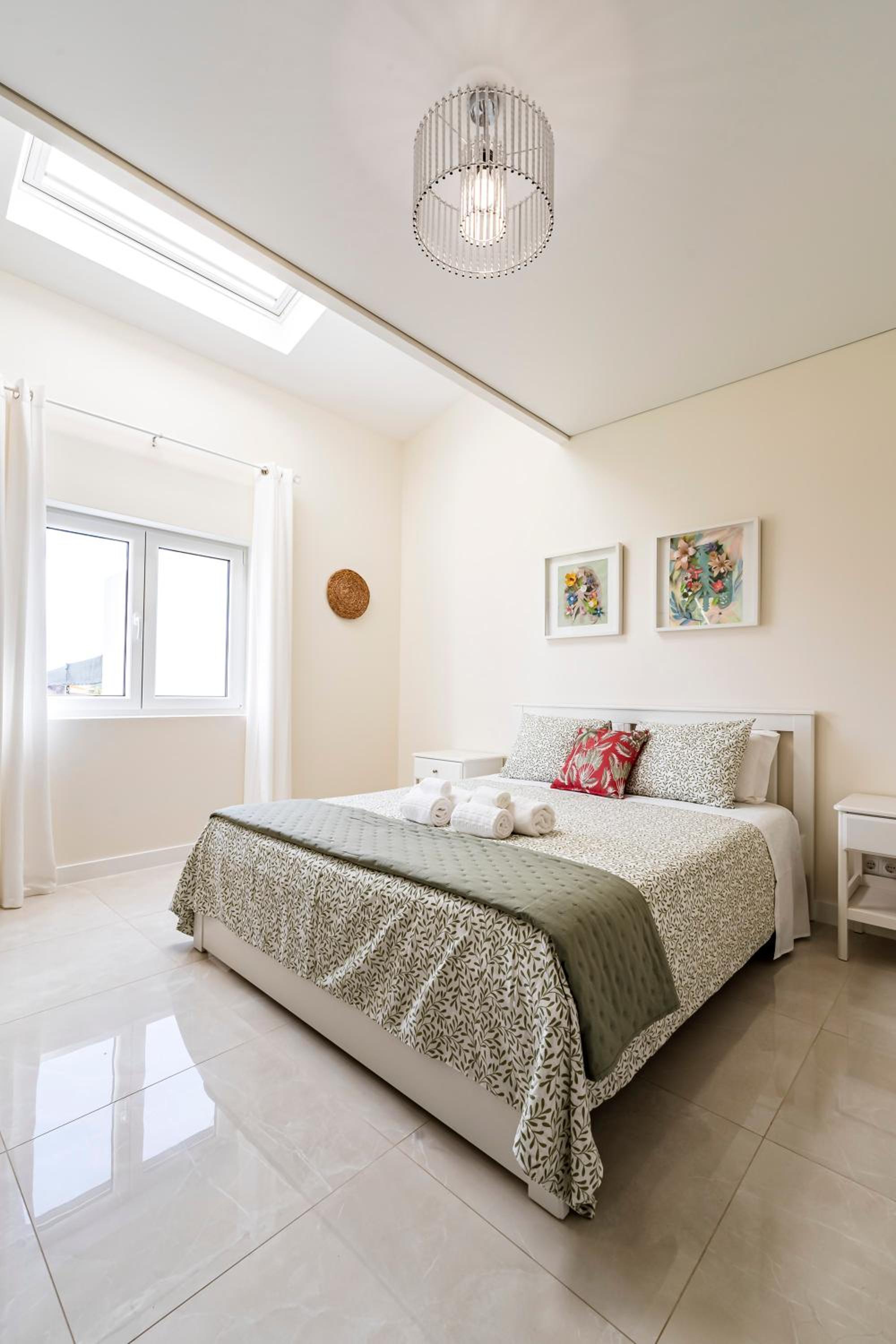 Three-Bedroom House photo 2