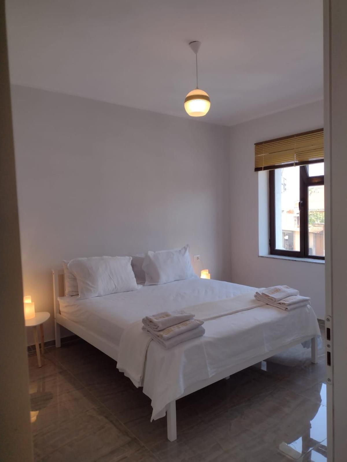 Deluxe One-Bedroom Apartment with City View