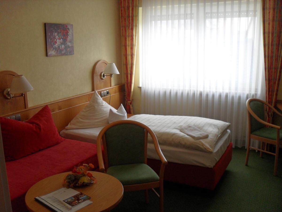Single Room photo 2