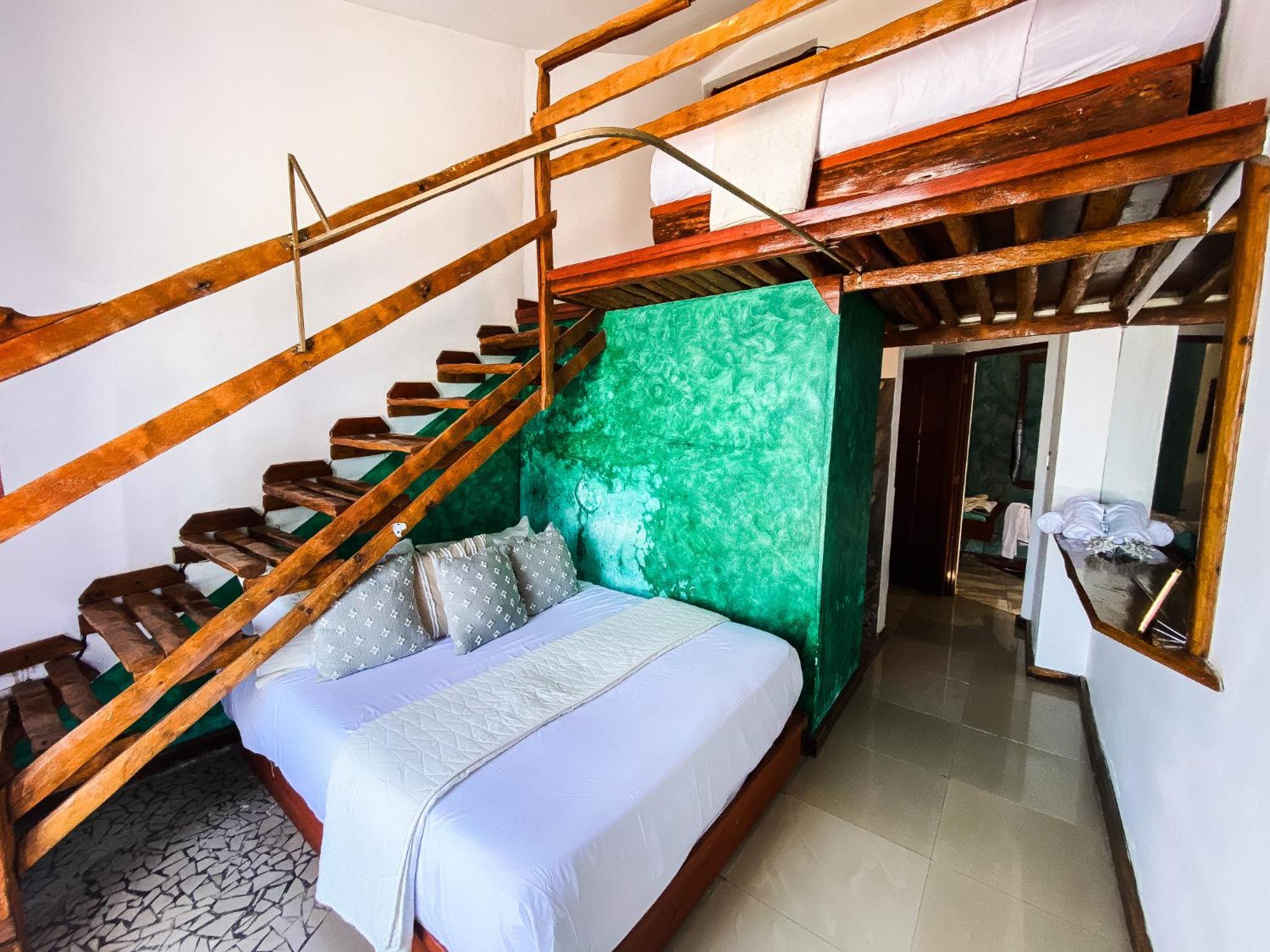 Family Room with Sea View photo 3