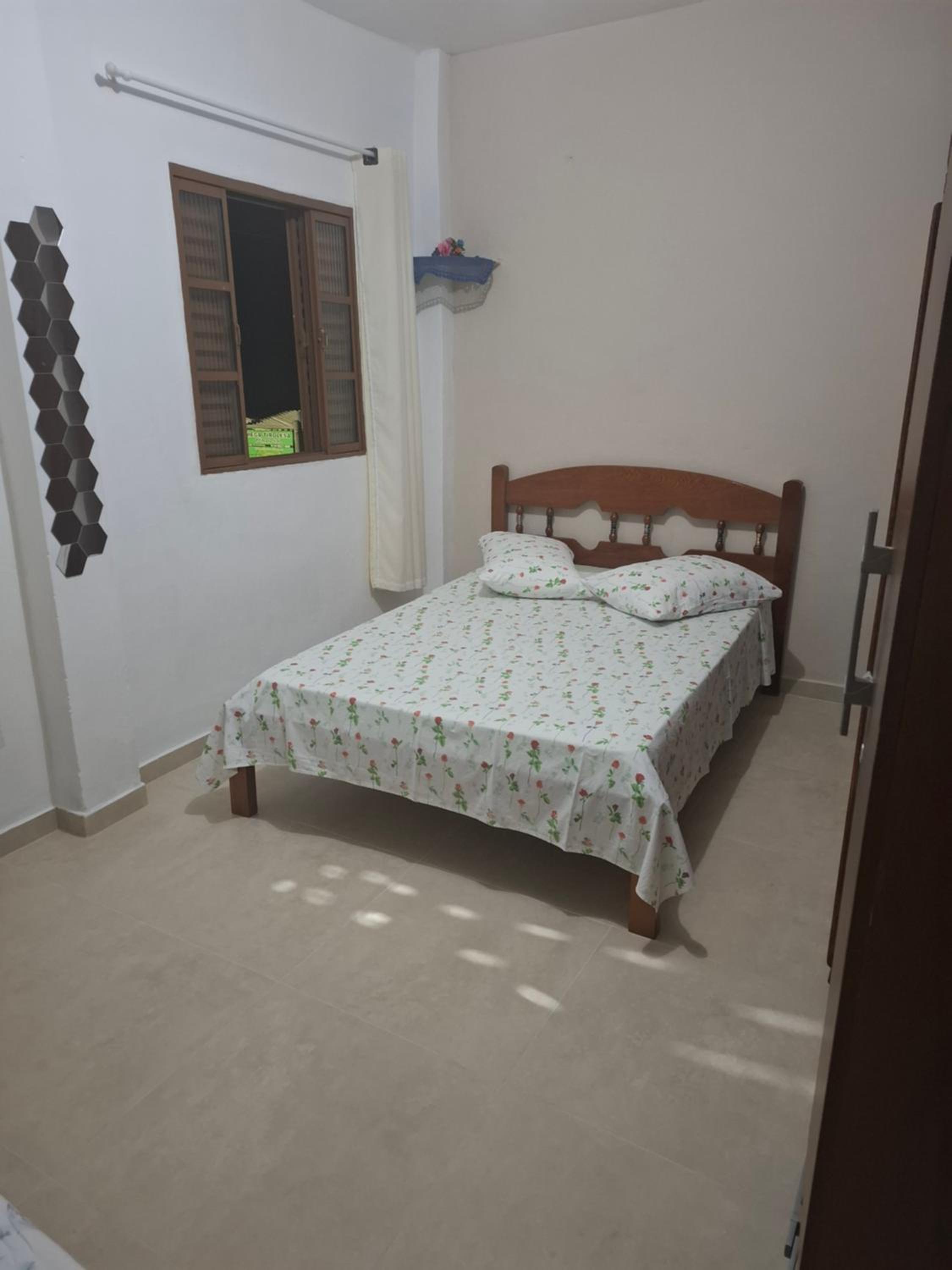 One-Bedroom House photo 2