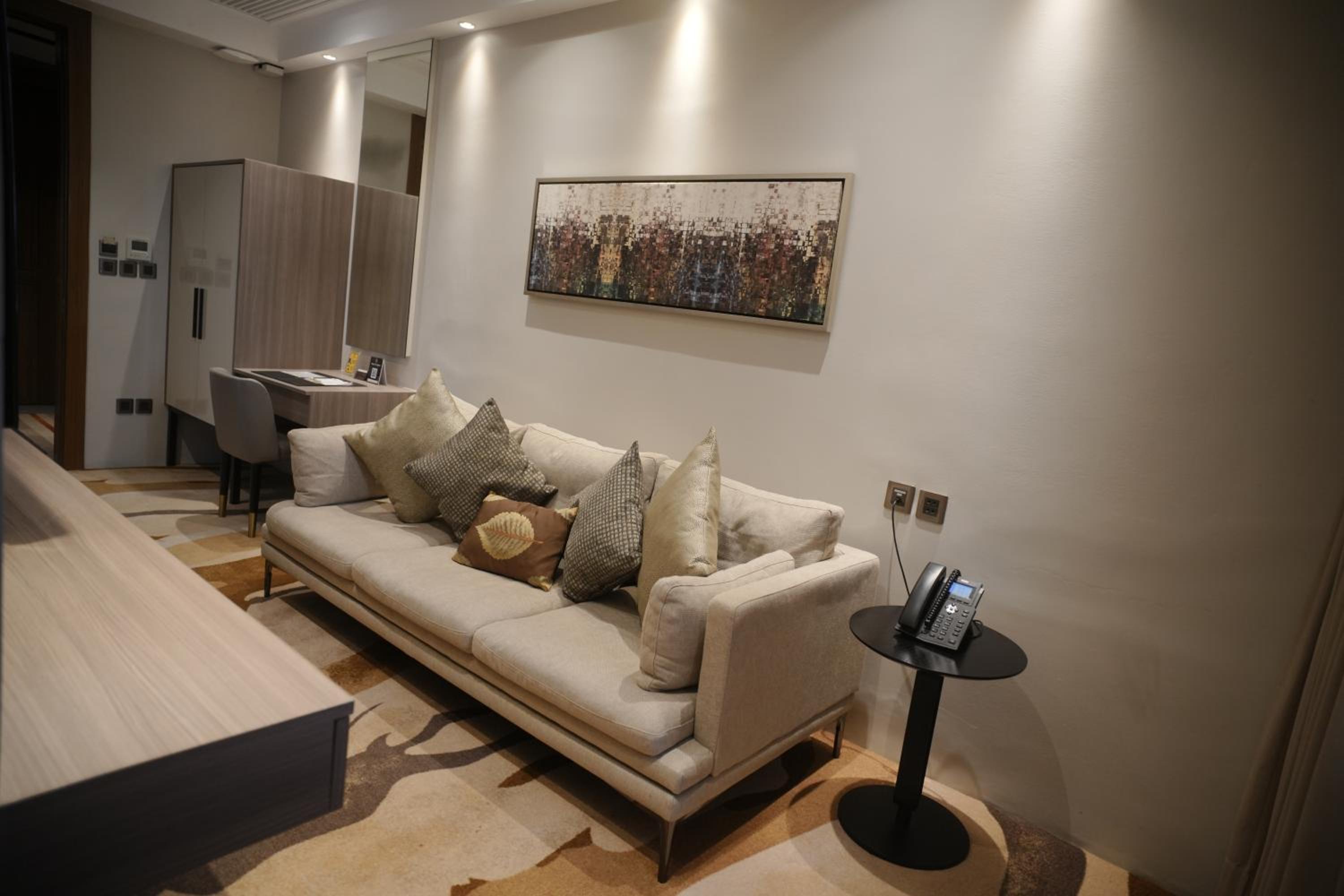 Executive Suite photo 3