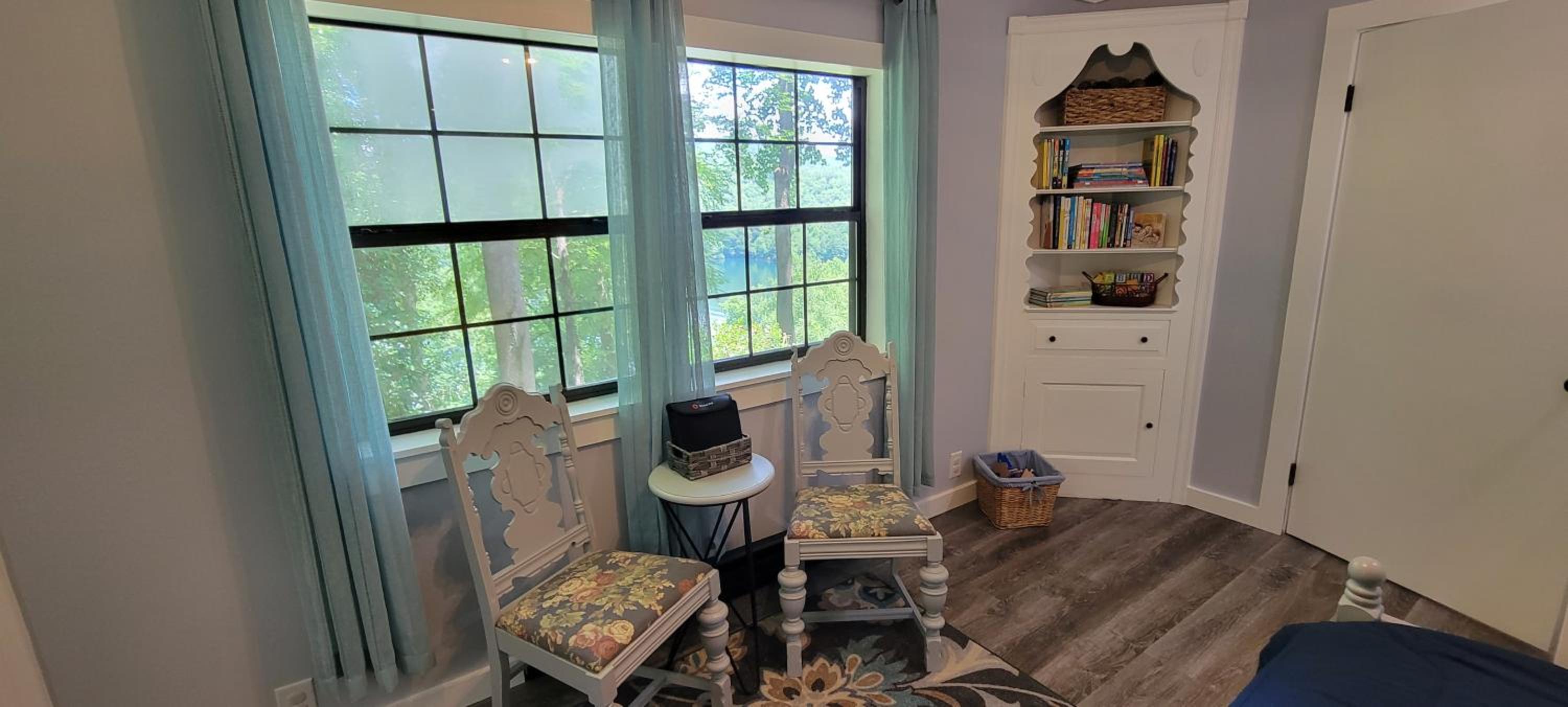 Two-Bedroom House photo 2