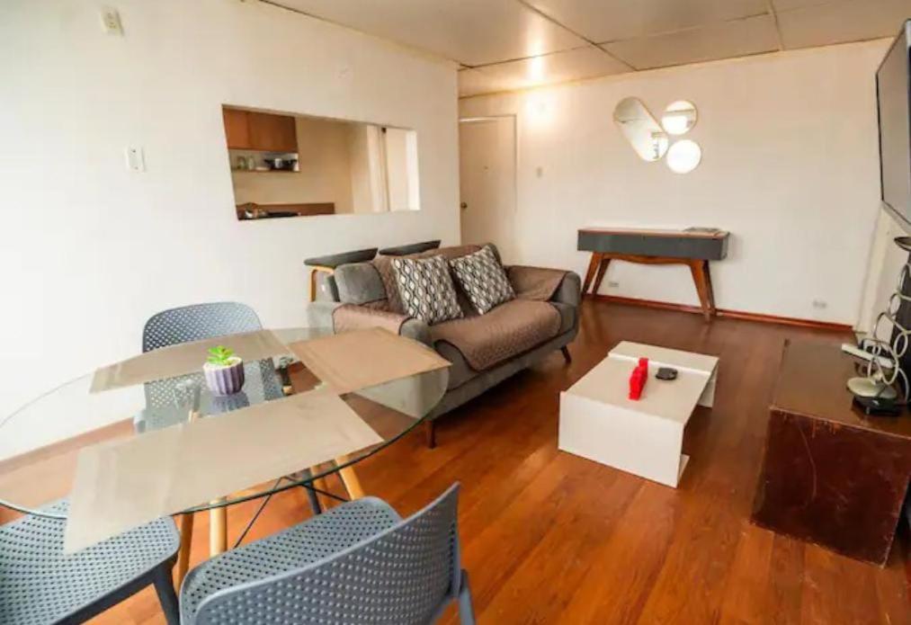 Apartment With Mountain View photo 3
