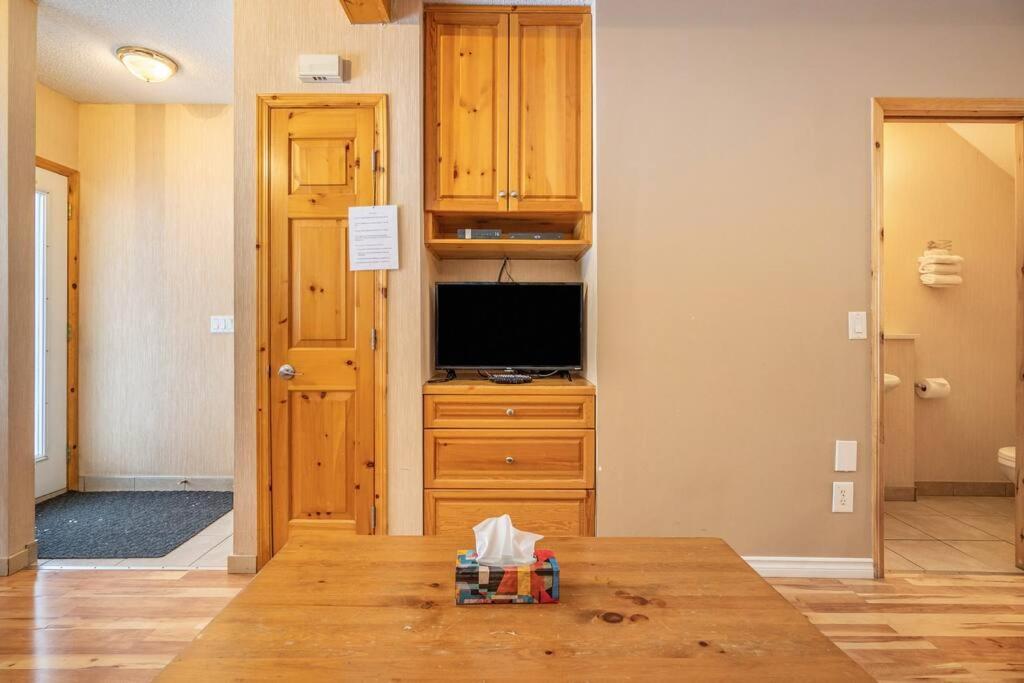 Two-Bedroom Apartment photo 2