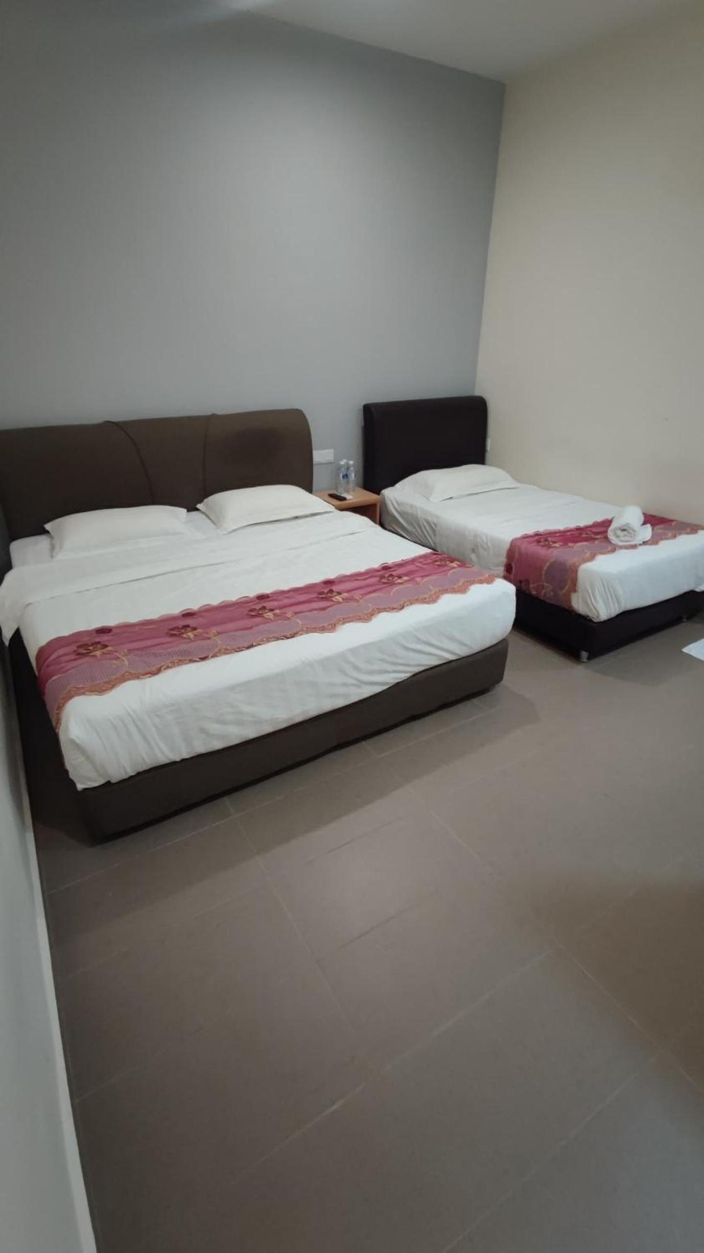 Family Room - Photo 6