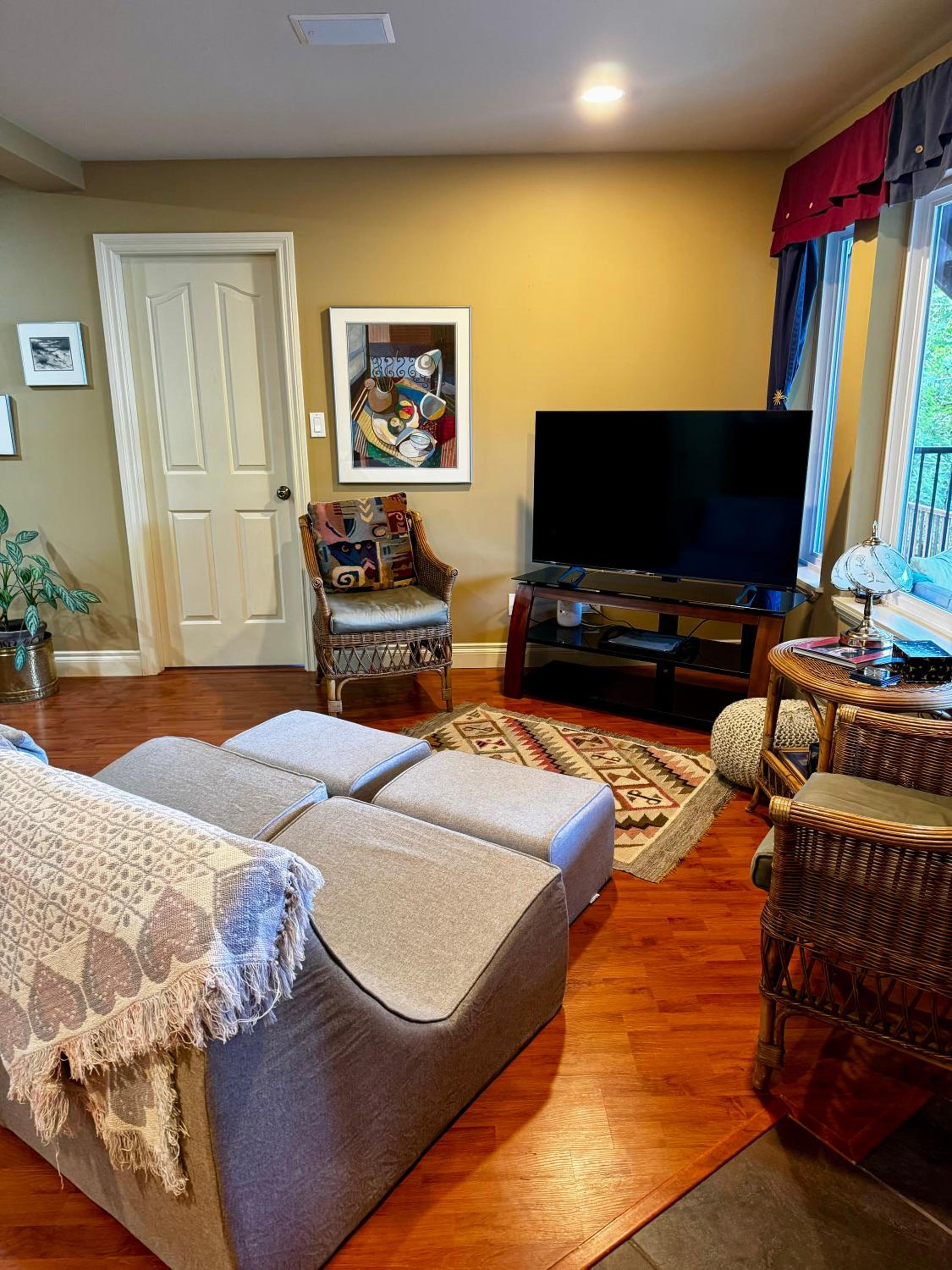 Queen Room