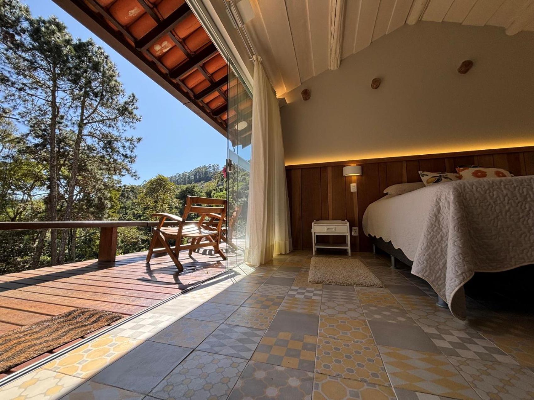 Suite with Lake View photo 2