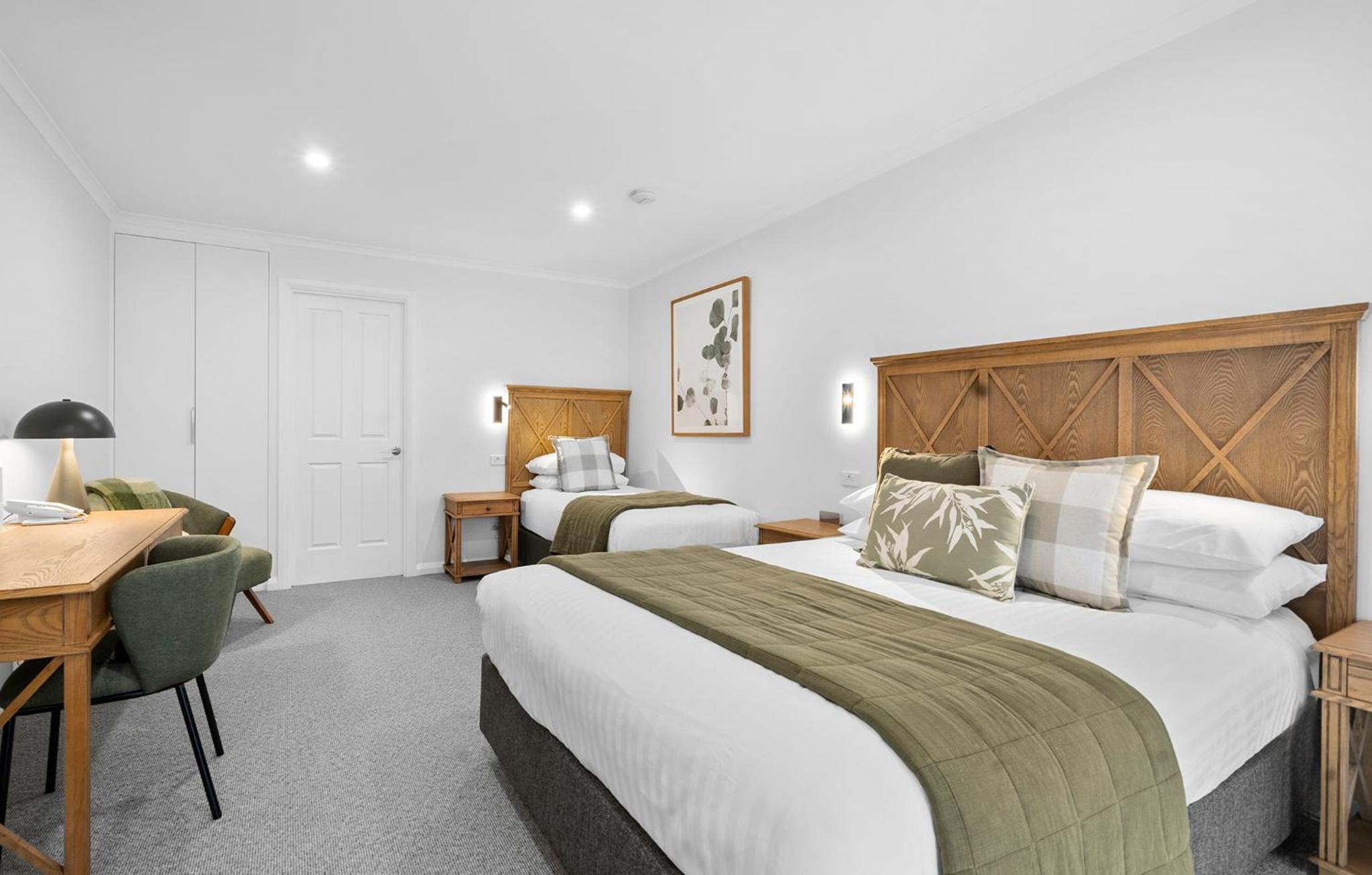 Twin Room - Photo 9