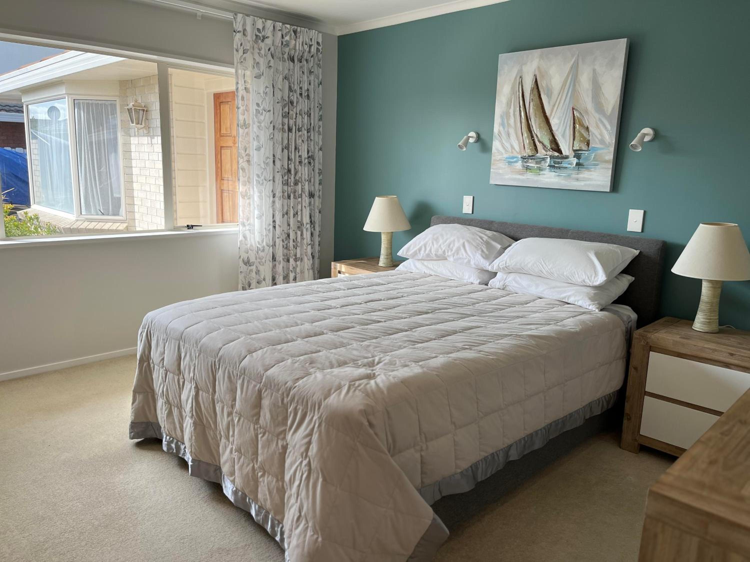 Three-Bedroom House photo 1
