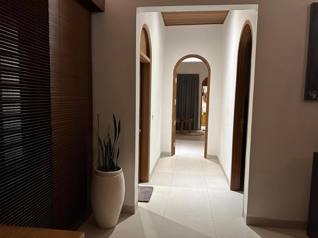 Deluxe Family Suite - Photo 17