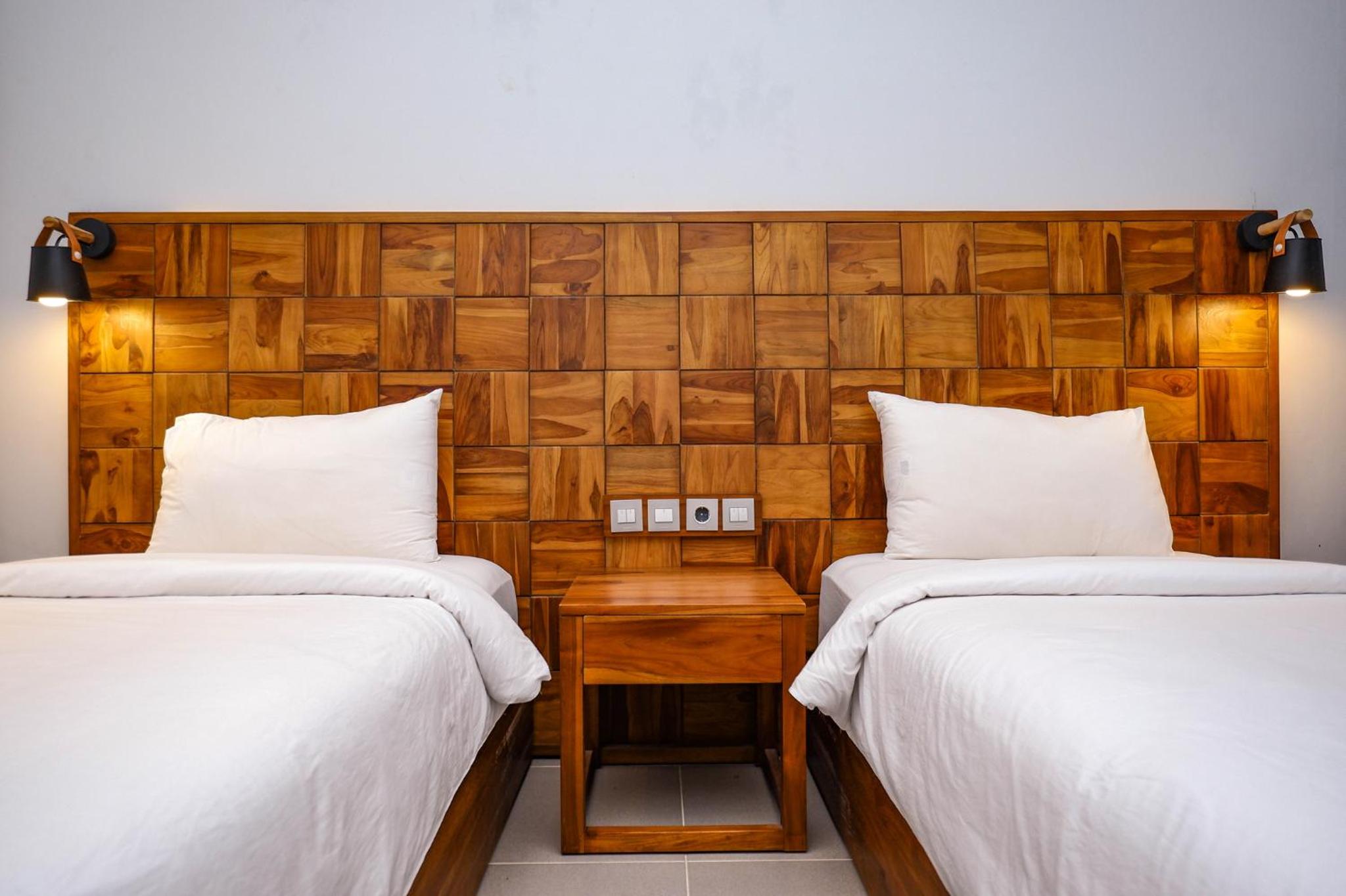Standard Twin Room