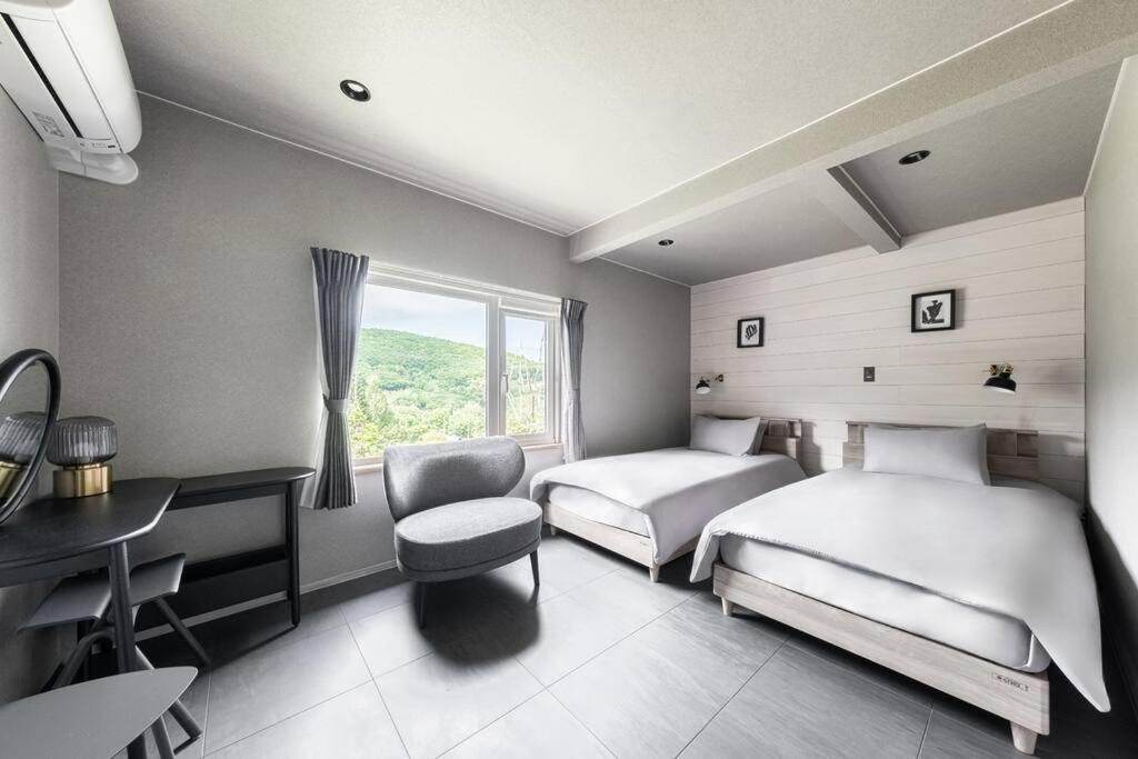 Villa photo 1