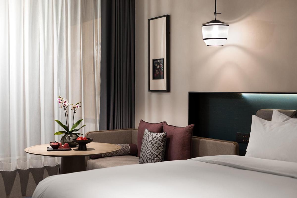Courtyard King Room photo 2