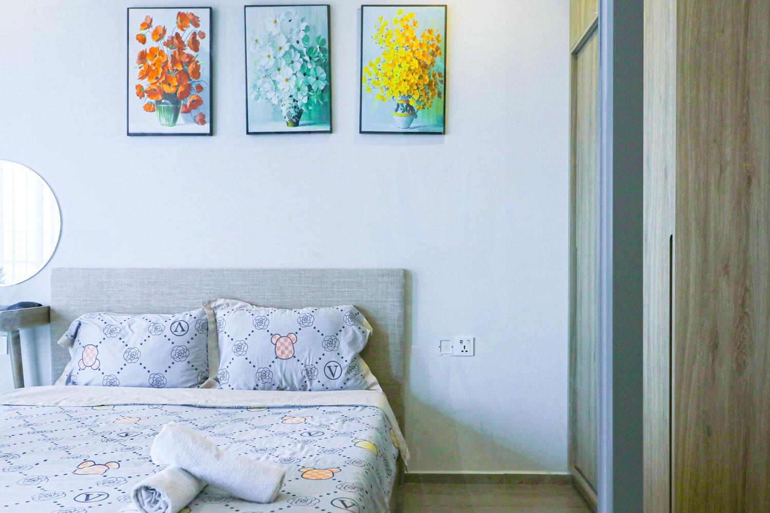 Two-Bedroom Apartment - Photo 16