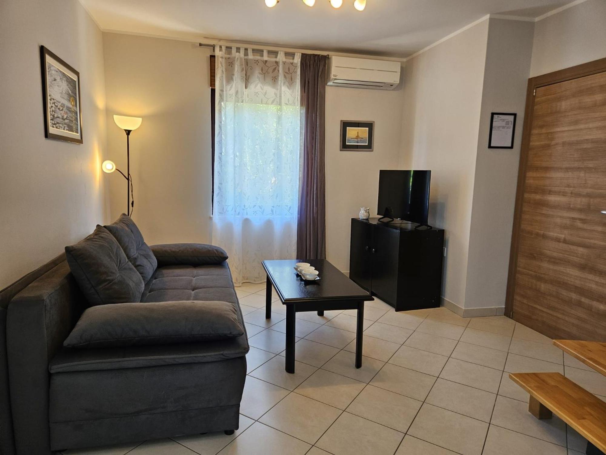 Classic One-Bedroom Apartment
