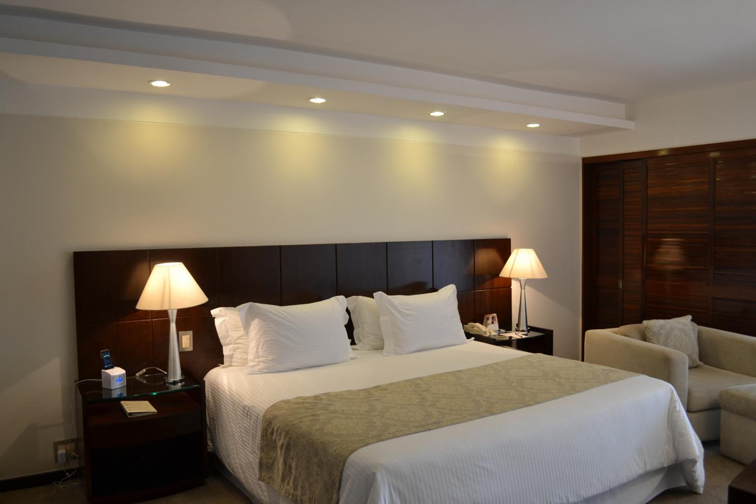 Panoramic Ocean View Suite