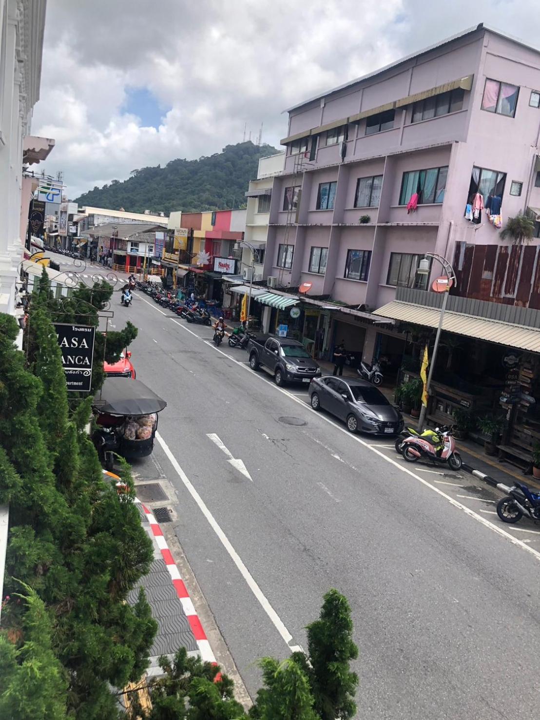 Premium Deluxe 1 King City View with Balcony - Photo 30