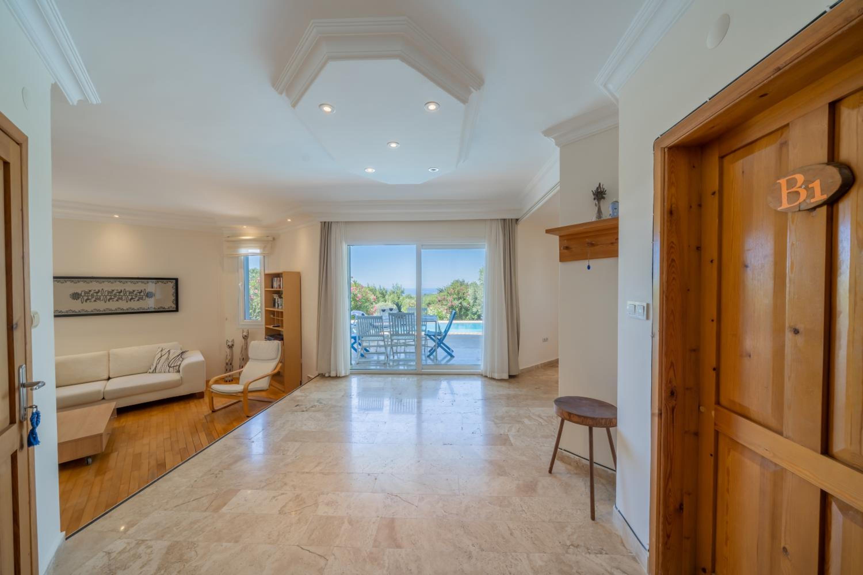Appartamento con 1 Camera da Letto, Vista Mare e Terrazza