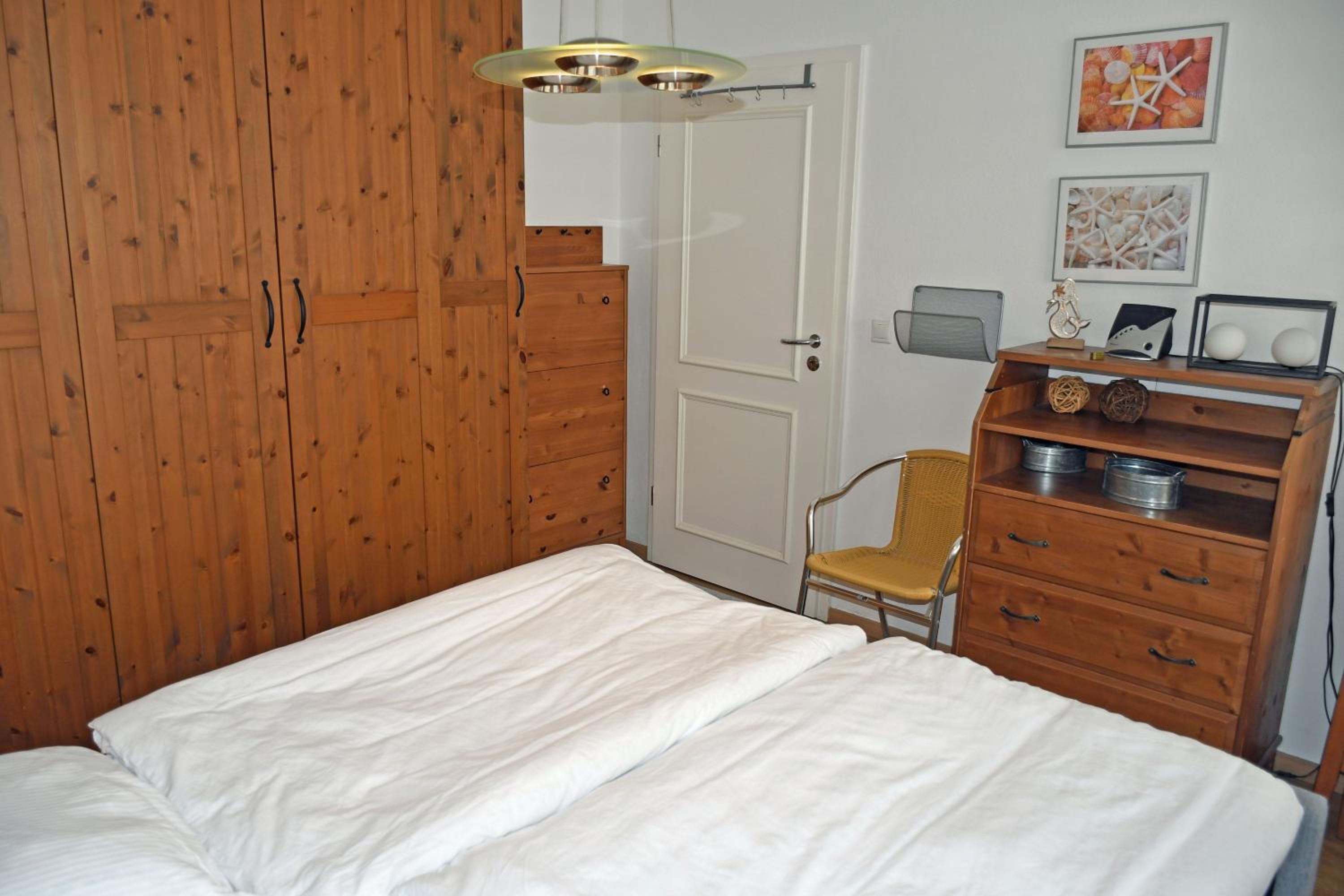 One-Bedroom Apartment with Balcony photo 2
