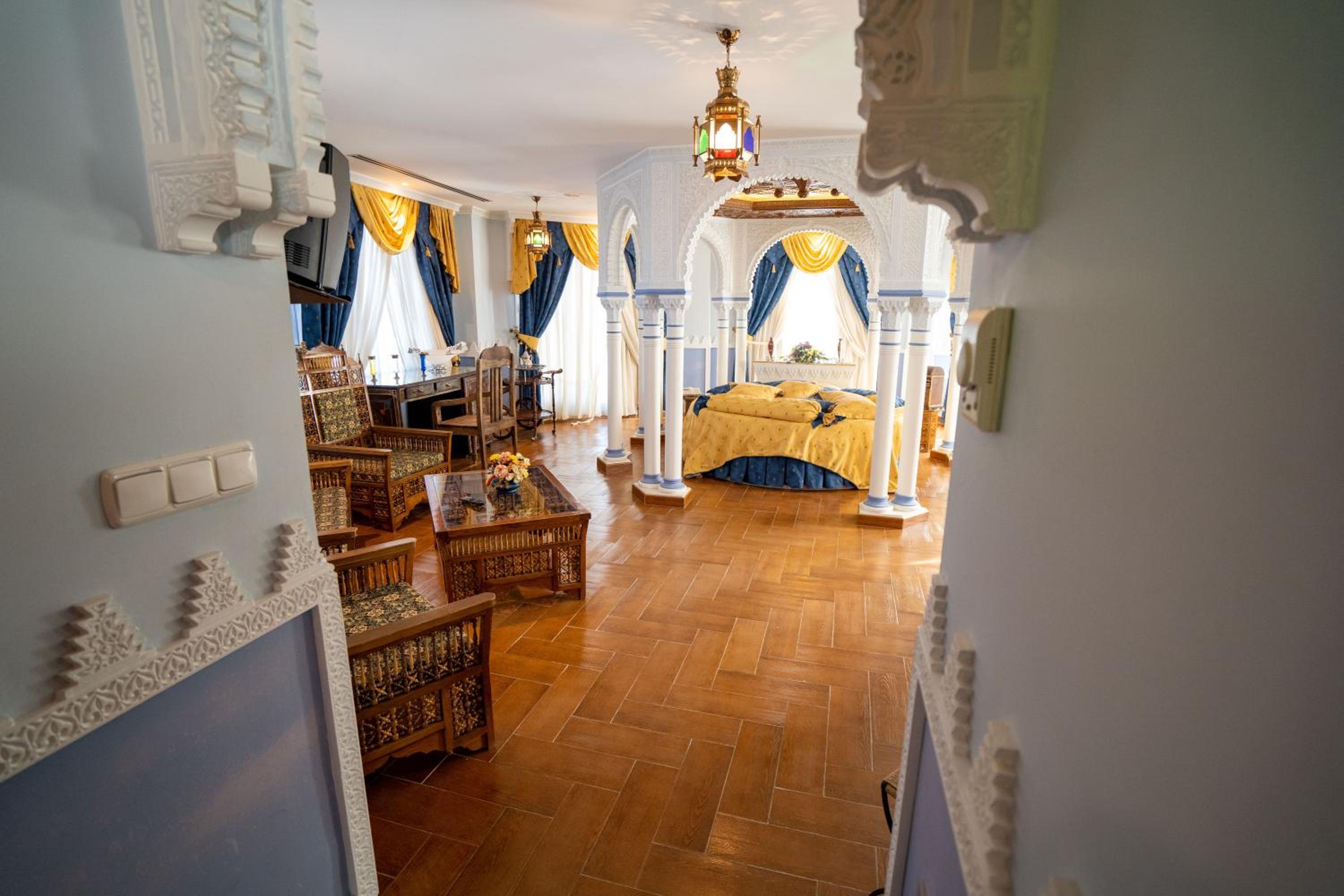 Suite - Photo 6