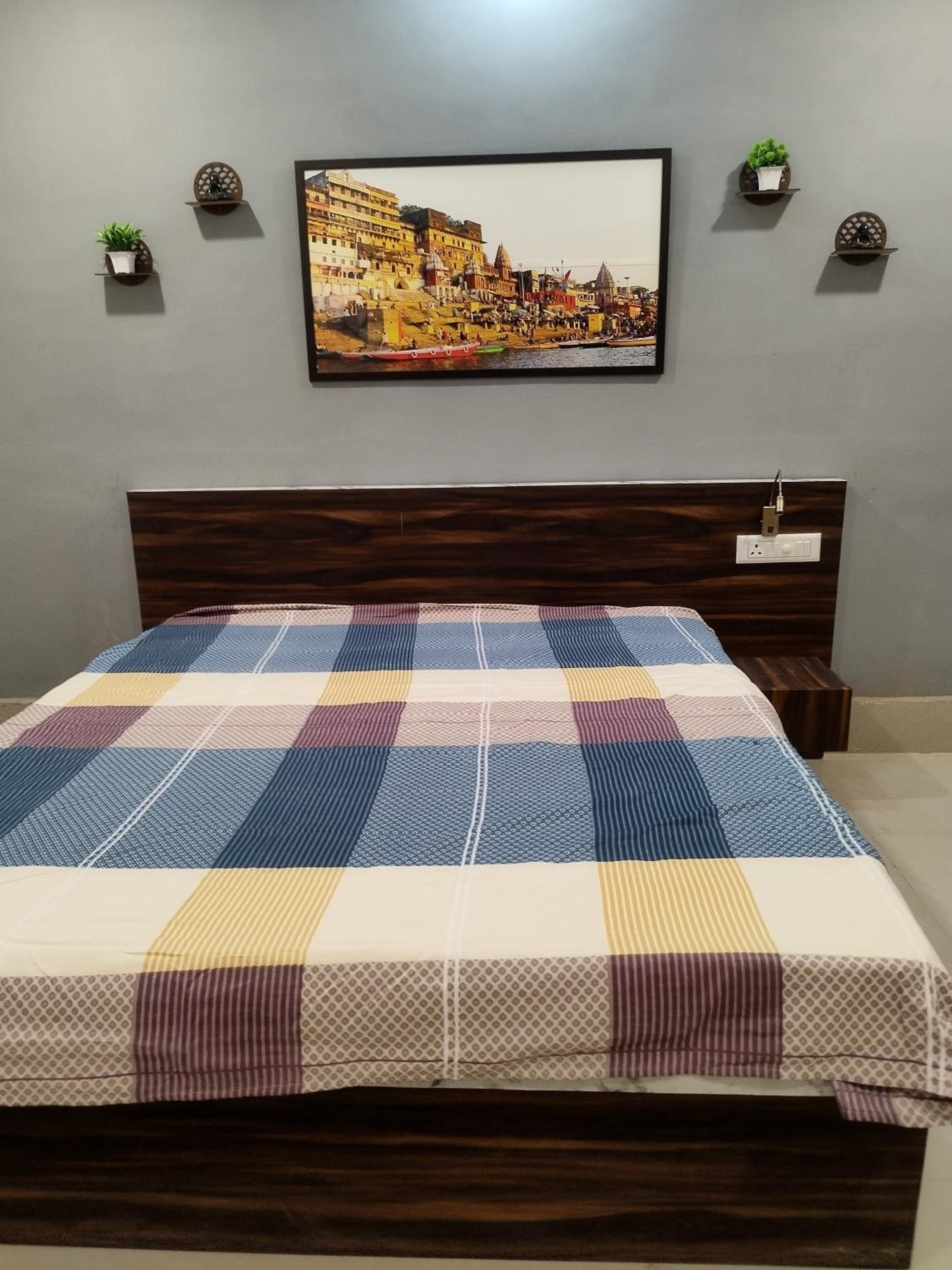 Double or Twin Room with Private Bathroom
