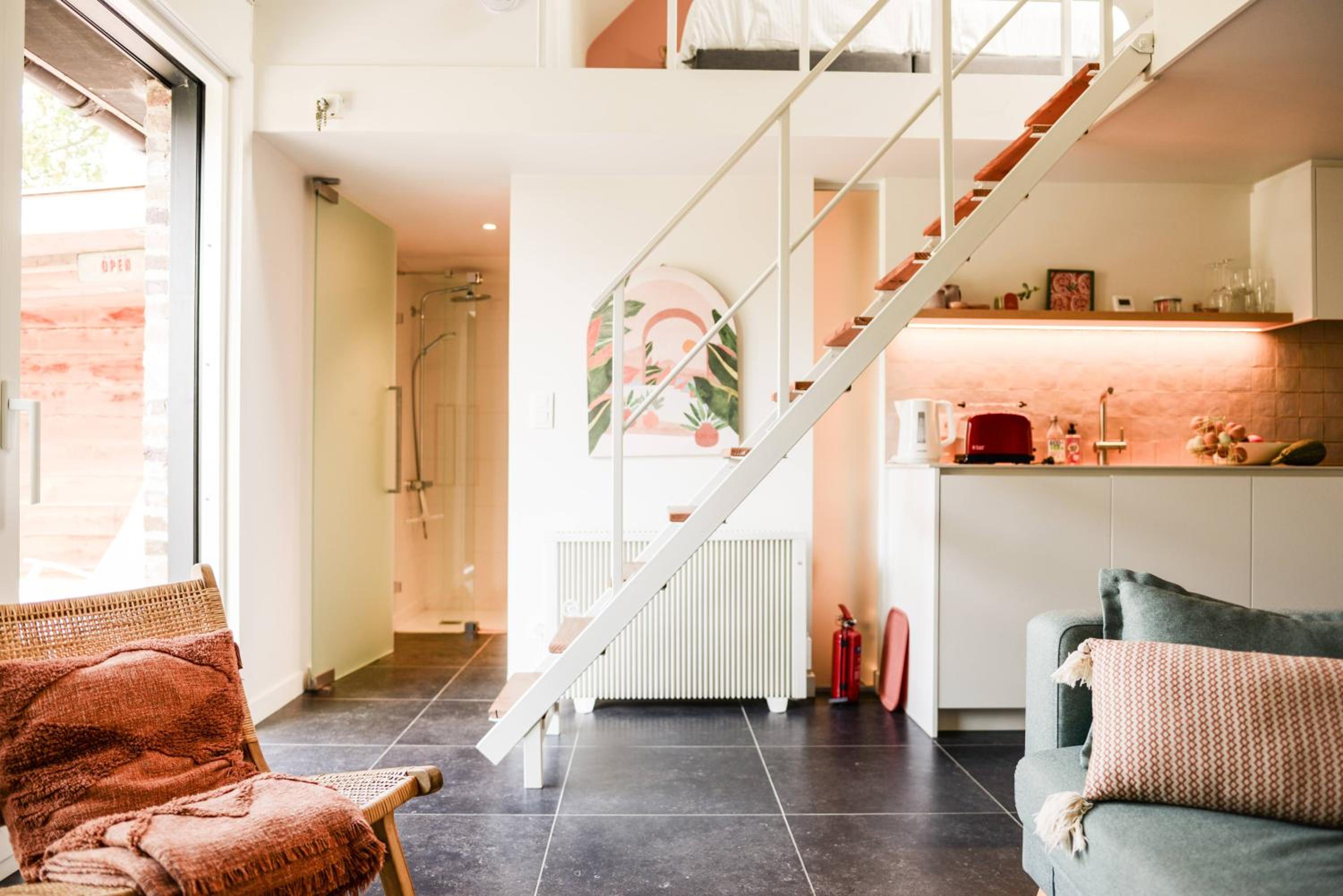 One-Bedroom House photo 1
