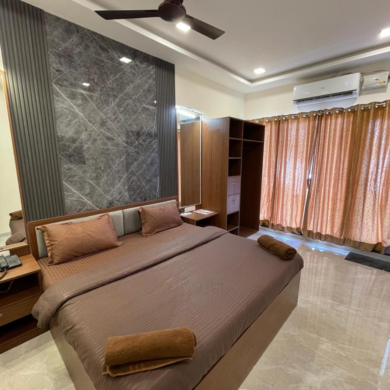 Deluxe Double Room with Sea View