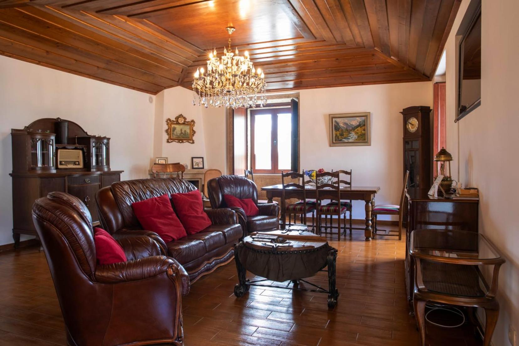 Four-Bedroom House photo 3