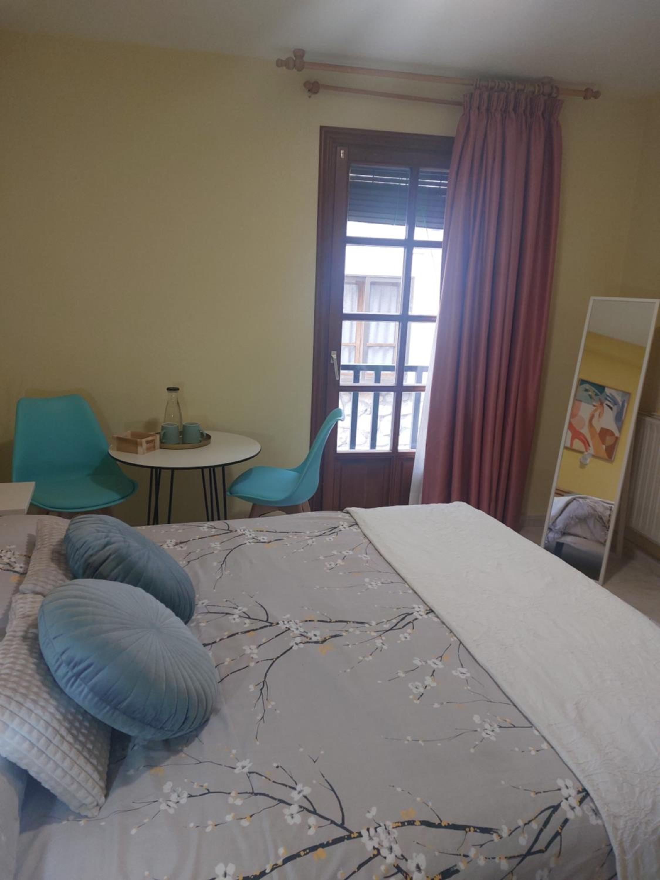 Habitación Doble Deluxe con Balcón