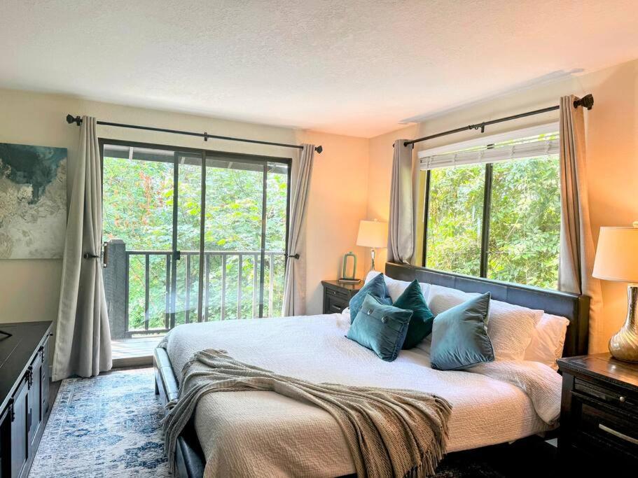Four-Bedroom Vacation Home photo 3