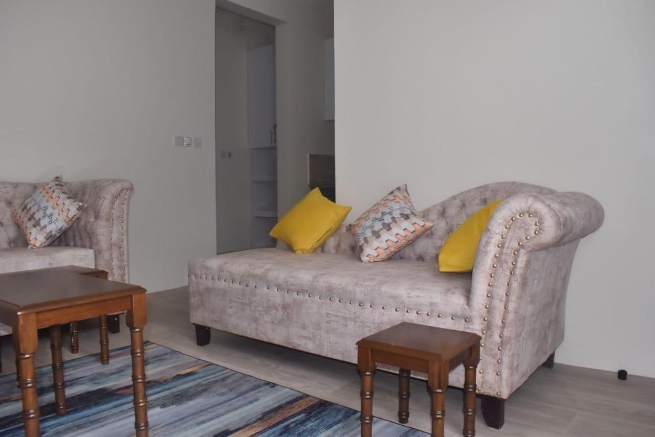 One-Bedroom Apartment photo 3